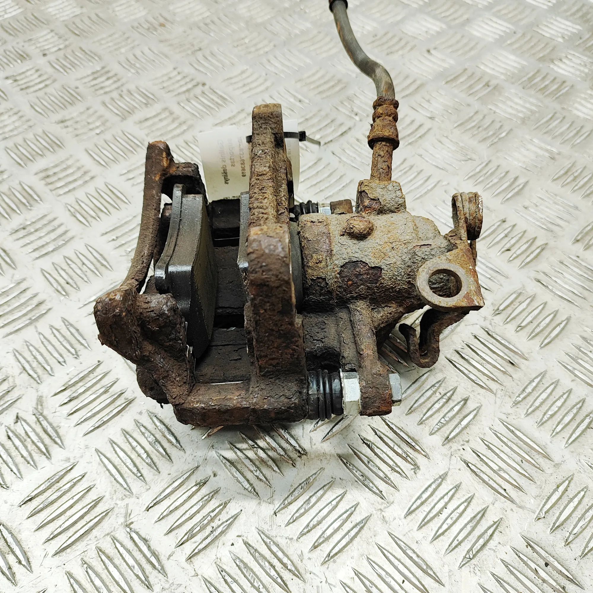 Volkswagen Transporter (T5, Caravelle, Multivan) Brake caliper — rear right Brake caliper — rear right — VW TRANSPORTER (V ...