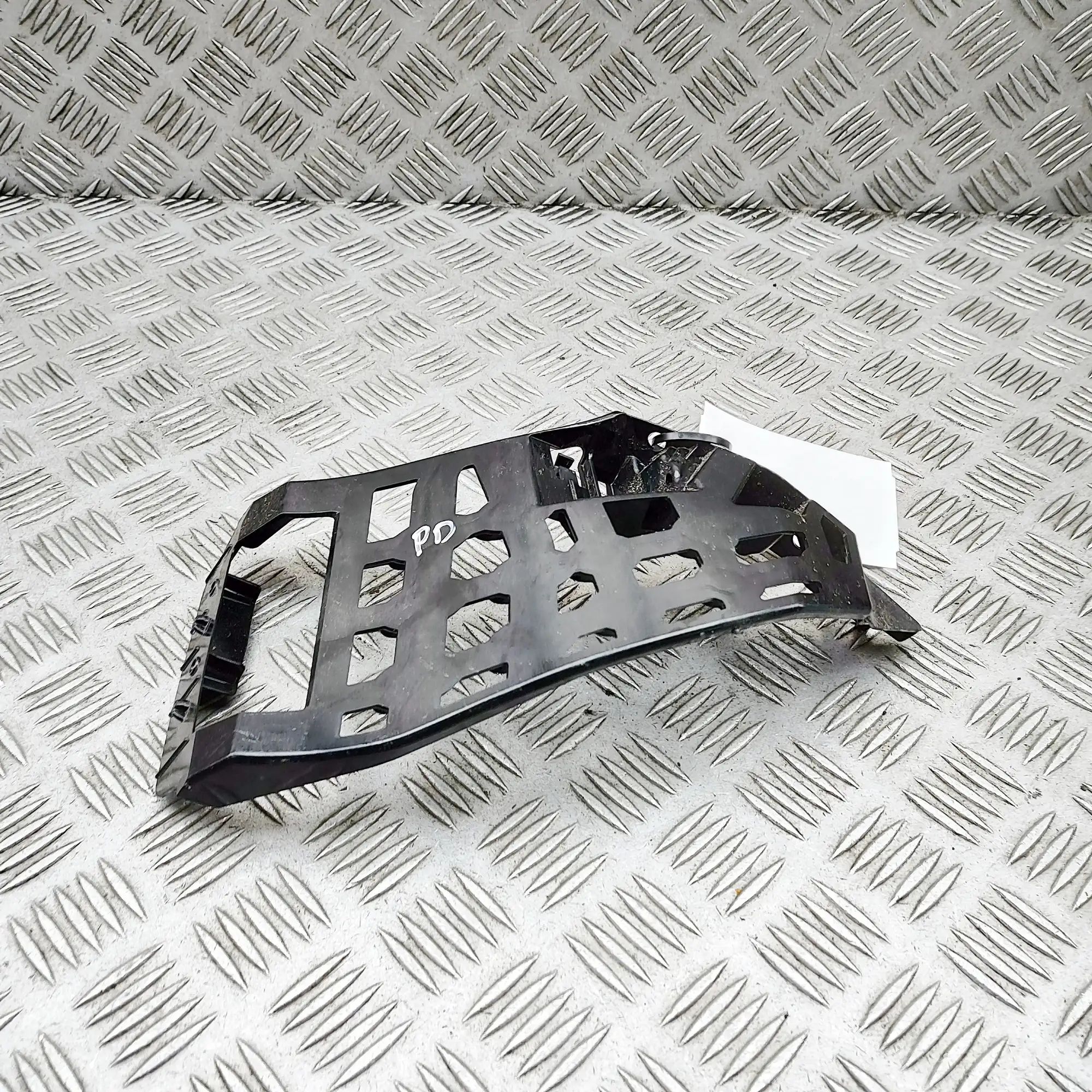 BMW X5 (G05) Front Right Bumper Bracket Front Right Bumper Bracket — BMW X5 (G05) (2018...