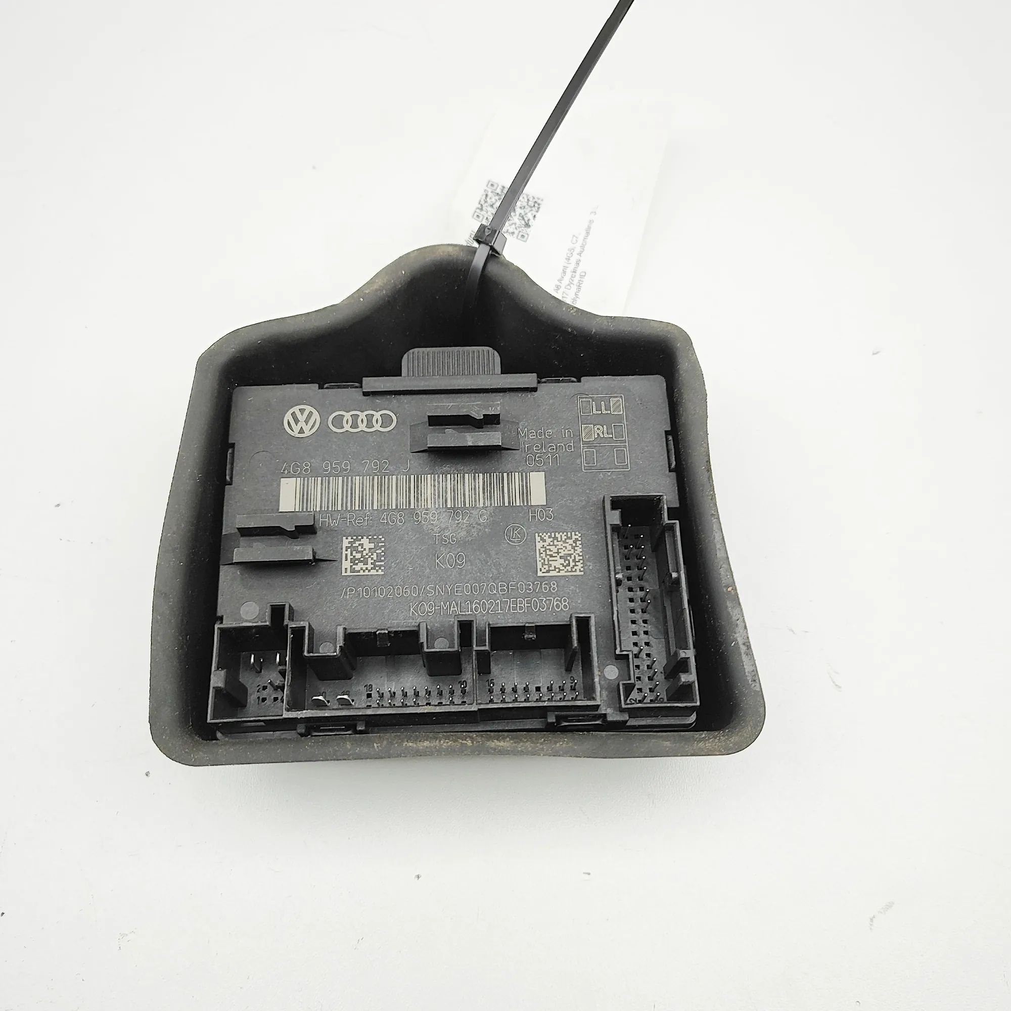 Audi A6 (C7) Door control unit — front left Door control unit — front left — AUDI A6 (Avant...