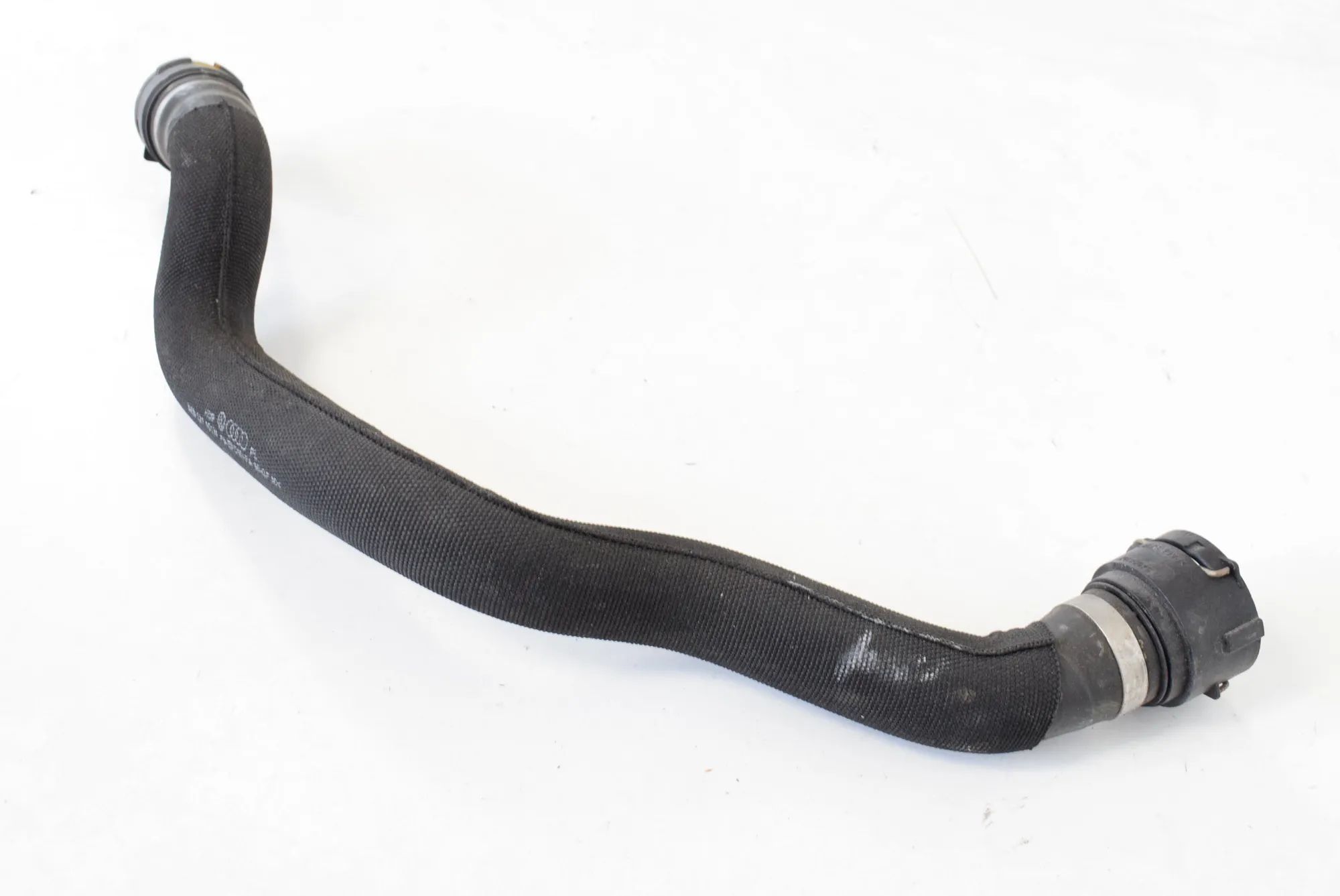 Audi A4 (B8) Radiator hose — left Radiator hose — left — AUDI A4 (8W2, B9) (2015-...