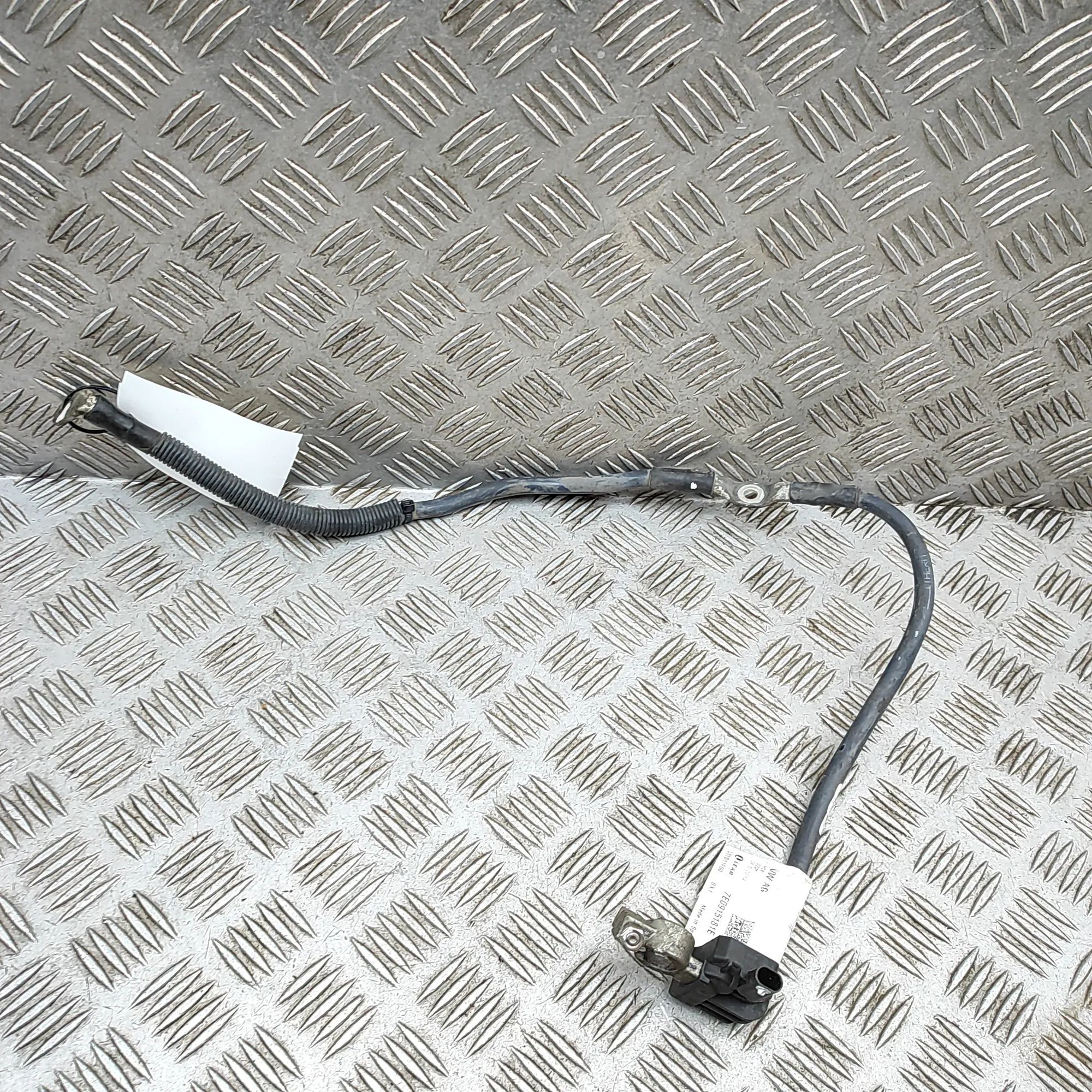 Volkswagen Transporter (T5, Caravelle, Multivan) Negative Battery Cable Negative Battery Cable — VW TRANSPORTER (V T5 V...