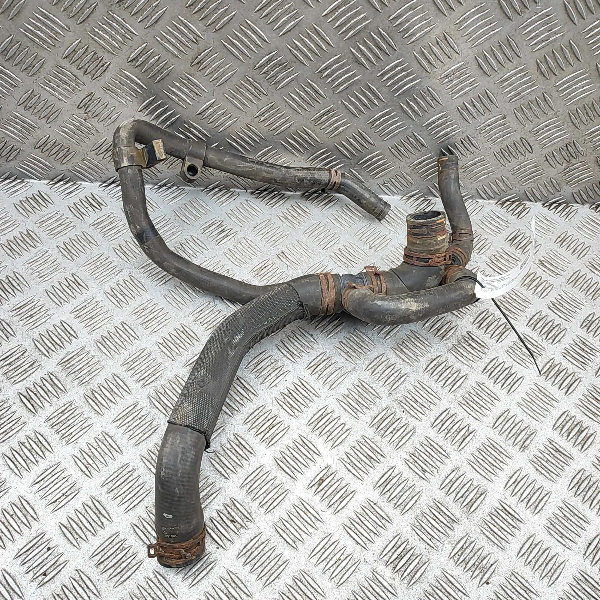 Volkswagen Transporter (T5, Caravelle, Multivan) Шланг системы охлаждения Coolant hose — VW TRANSPORTER (V T5 Van) (2003-...