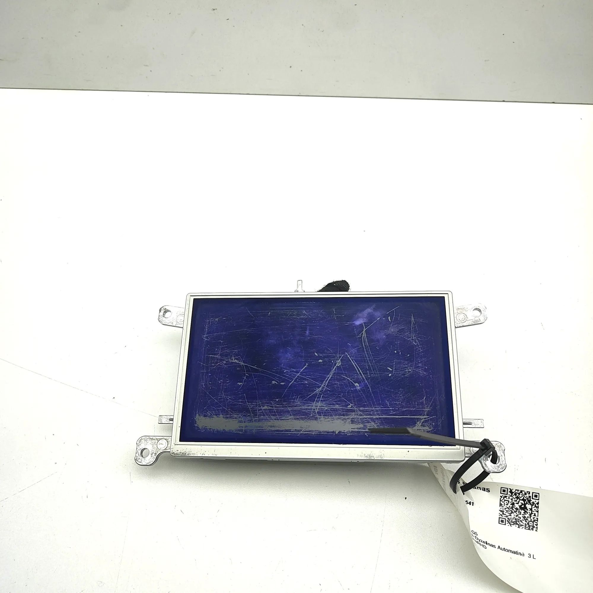 Audi Q5 (8R) Navigation display Navigation display — AUDI Q5 (8R) (2008-2017) —...