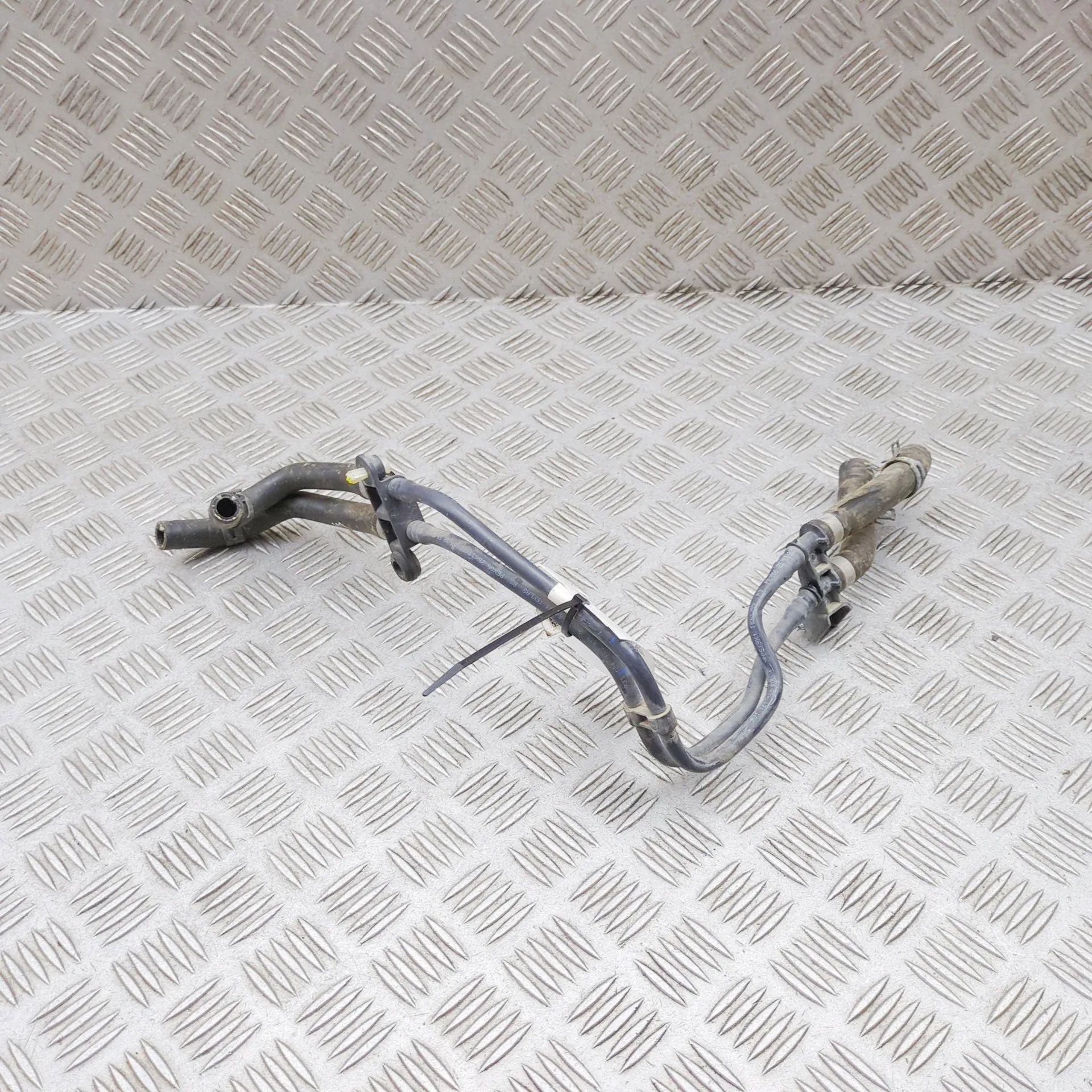 Audi e-tron GT (FW) Coolant hose Coolant hose — AUDI E-TRON GT (Saloon F83, F8P)...