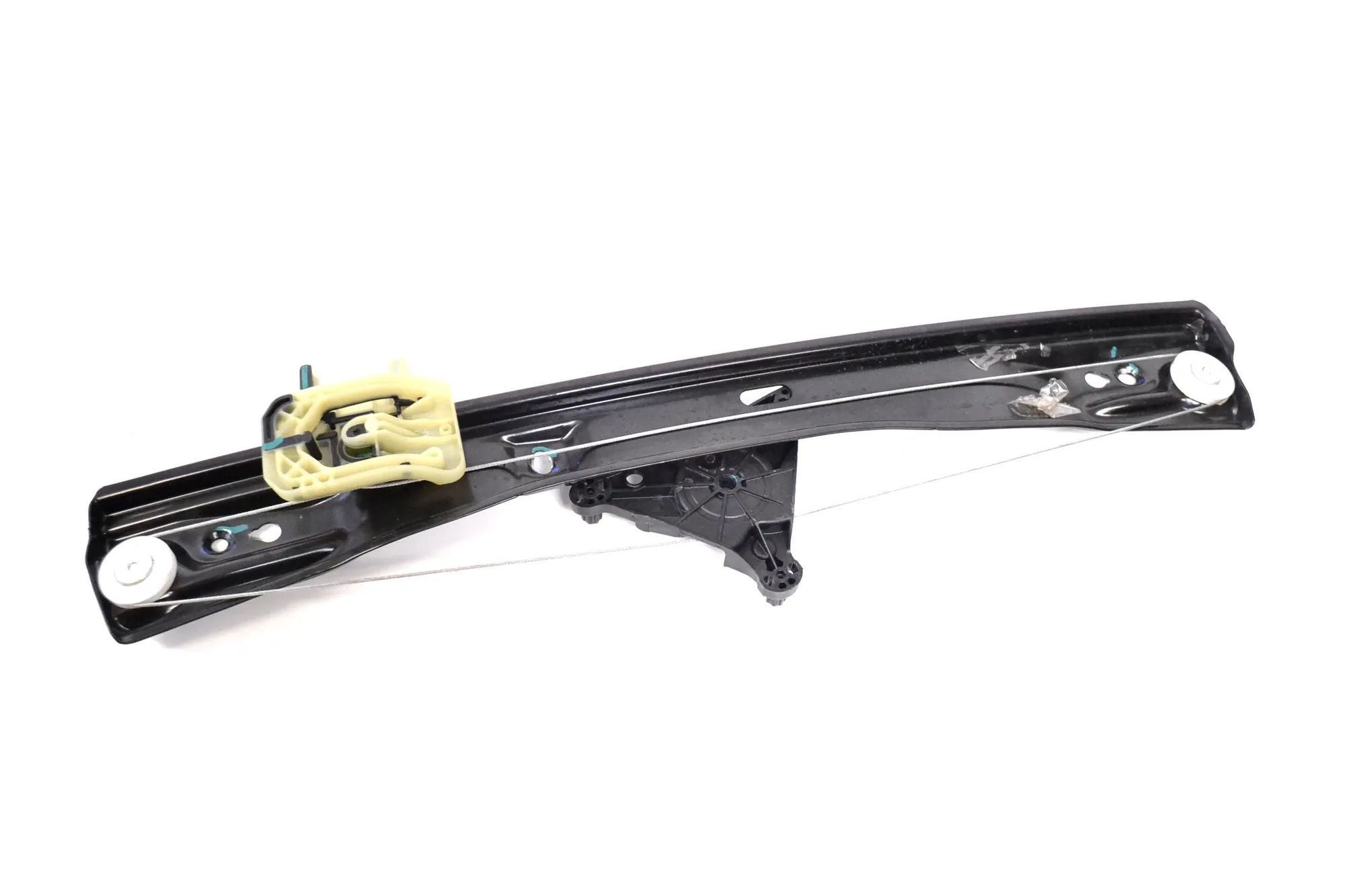 BMW X5 (G05) Front Right Door Window Regulator Front Right Door Window Regulator — BMW X5 (G05...