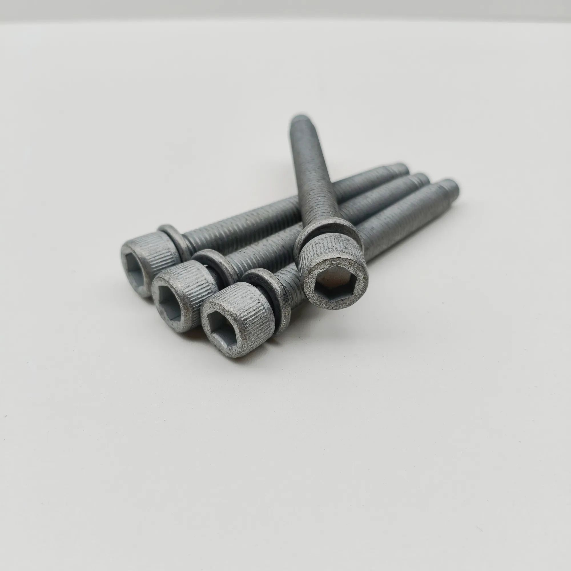 Maserati GranTurismo / GranCabrio Bolts Bolts — MASERATI GRANCABRIO (2010-...) — 675001...