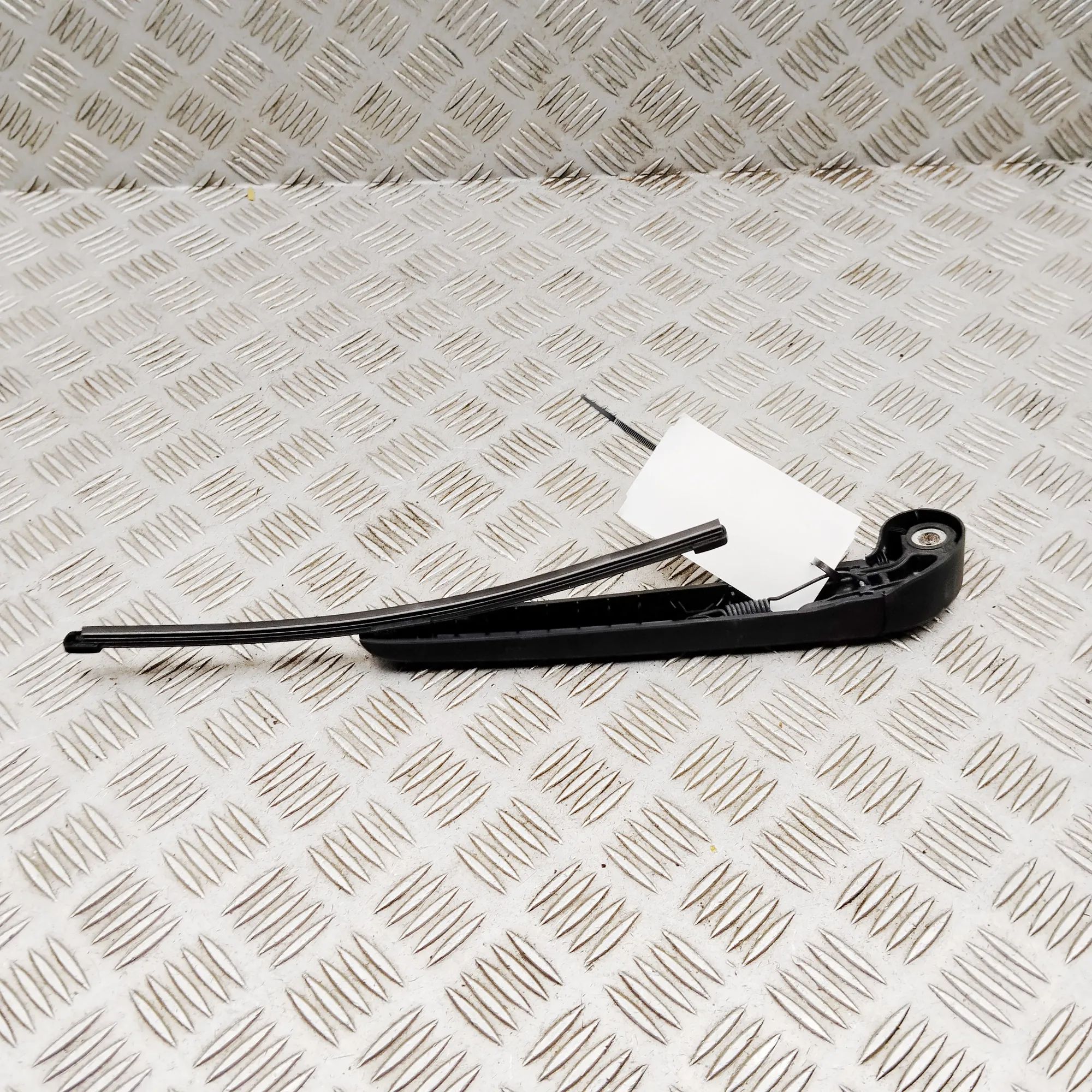 Audi A3 (8Y)  Rear window wiper Rear window wiper — AUDI A3 (Sportback 8YA) (20...