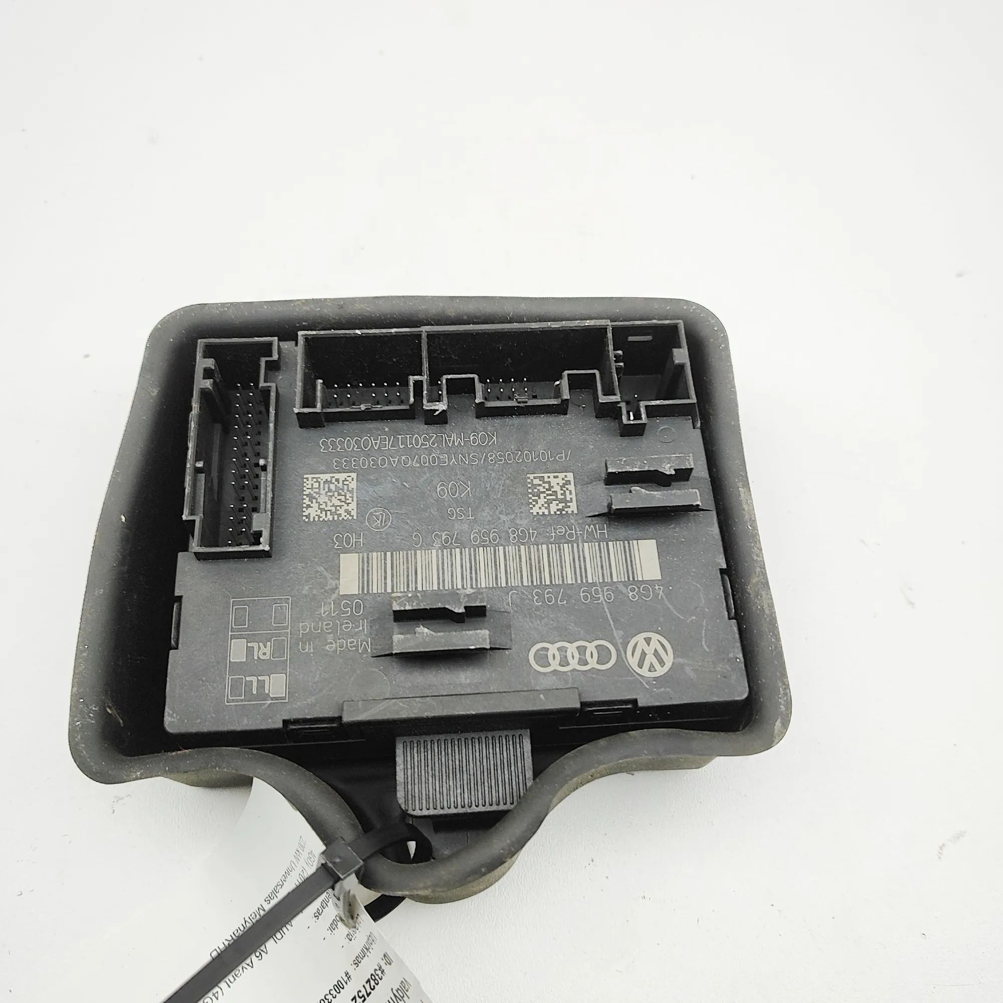 Audi A6 (C7) Door control unit — front right Door control unit — front right — AUDI A6 (Avan...