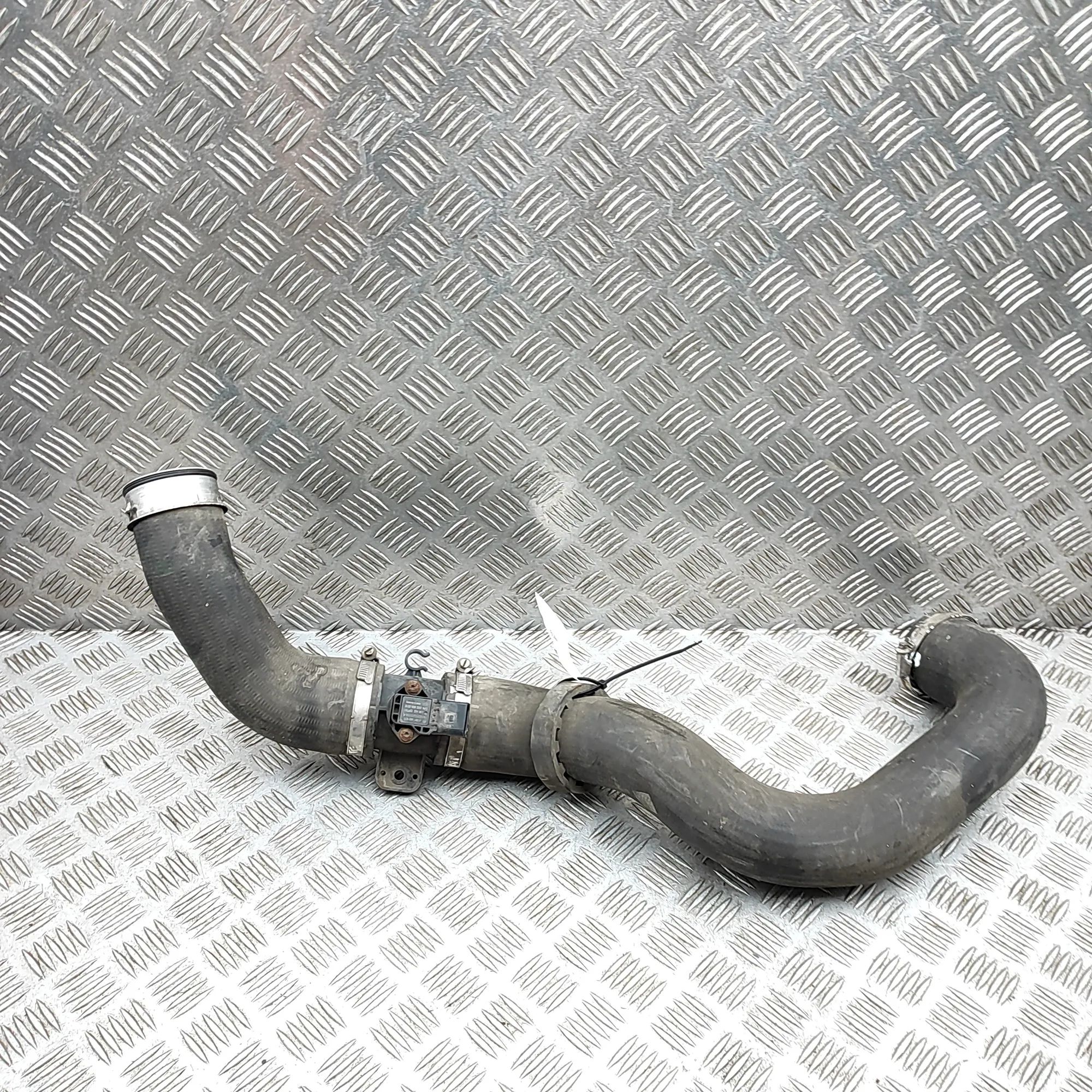 Volkswagen Transporter (T5, Caravelle, Multivan) Intercooler Hose Pipe Intercooler Hose Pipe — VW TRANSPORTER (V T5 Va...