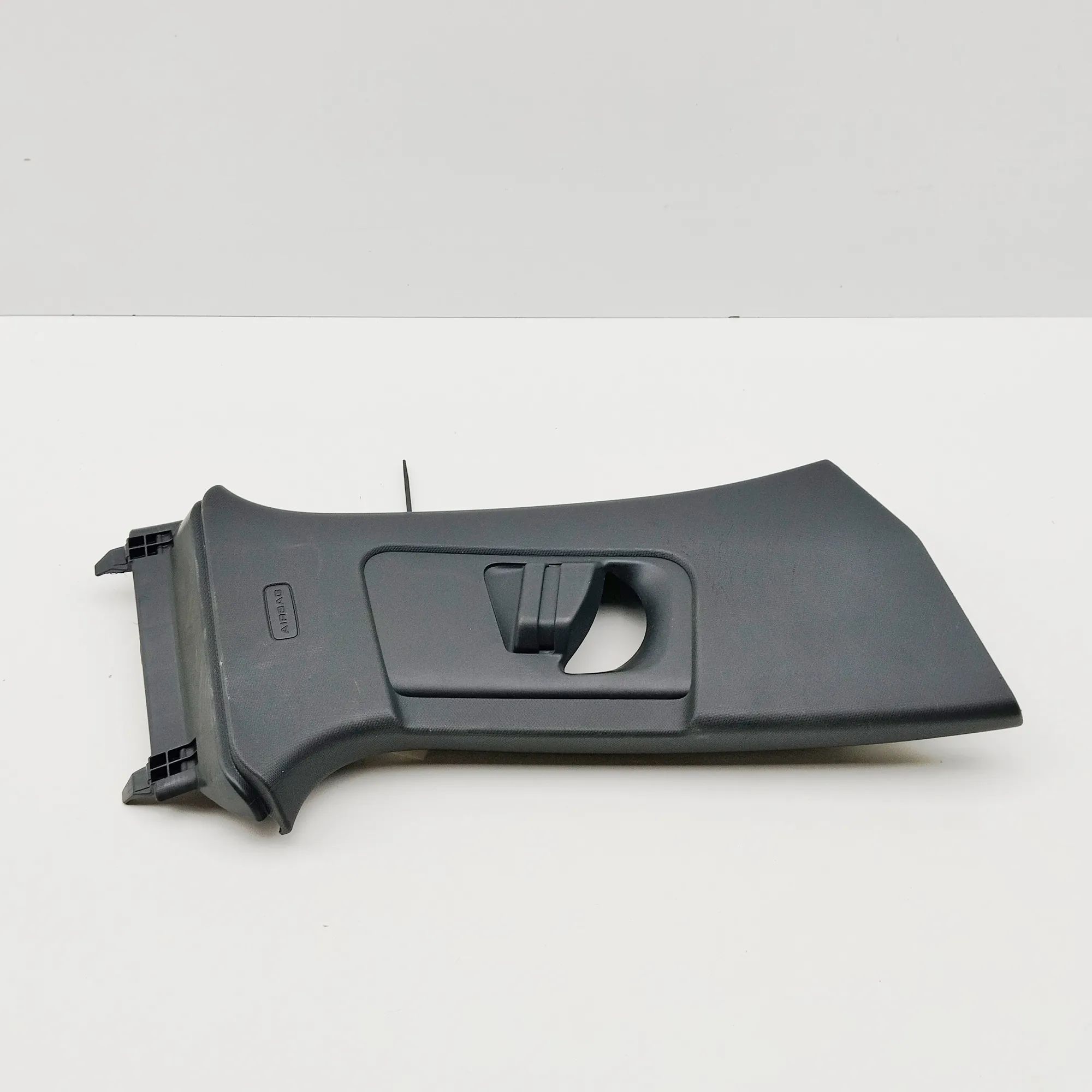 Audi A3 (8Y)  B-pillar trim — right B-pillar trim — right — AUDI A3 (Sportback 8YA)...