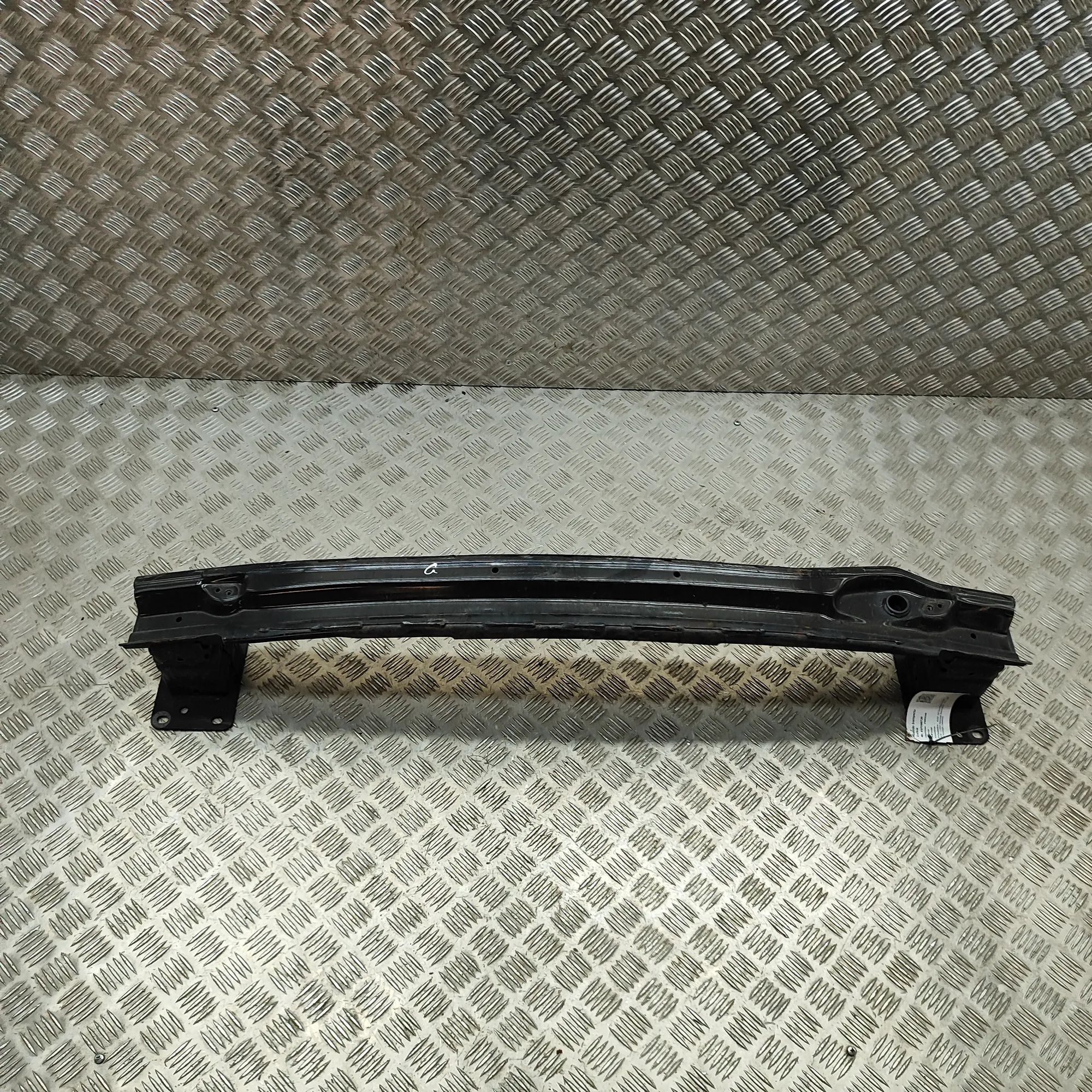 Audi Q3 (F3) Rear Crash Reinforcement Bar Rear Crash Reinforcement Bar — AUDI Q3 (Sportba...