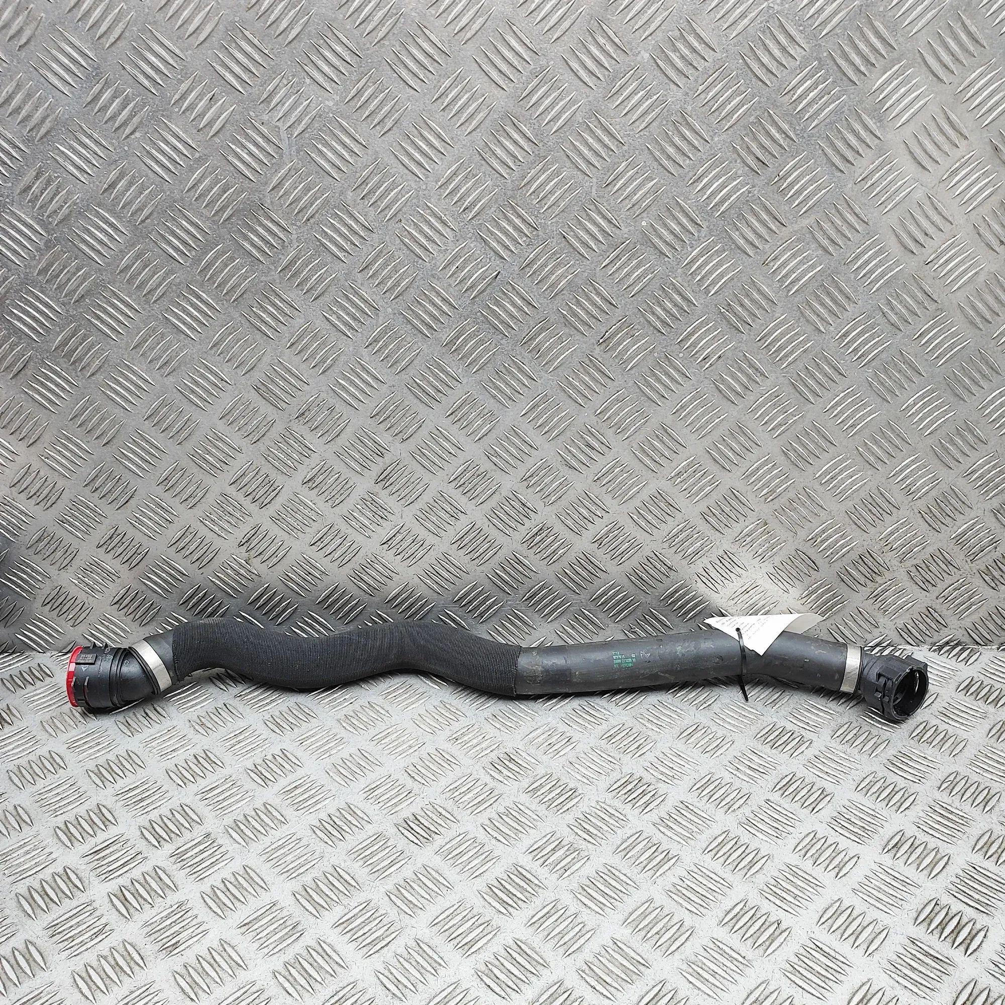 BMW X4 (G02) Jäähdytysnesteletku Coolant hose — BMW X4 (G02, F98) (2017-...) — 9...