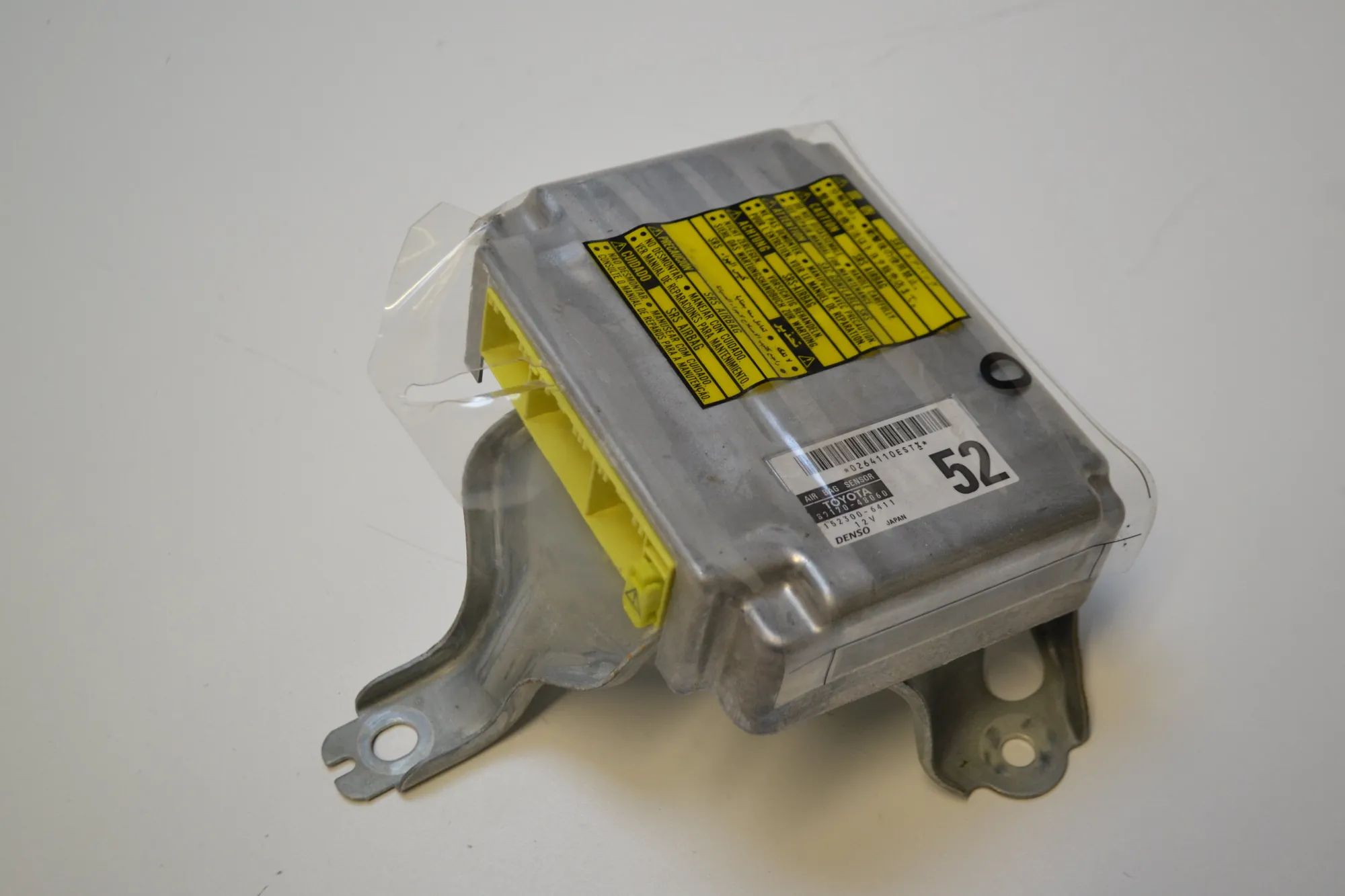 Lexus RX SRS Control Unit SRS Control Unit — LEXUS RX (_U3_) (2003-2008) ...