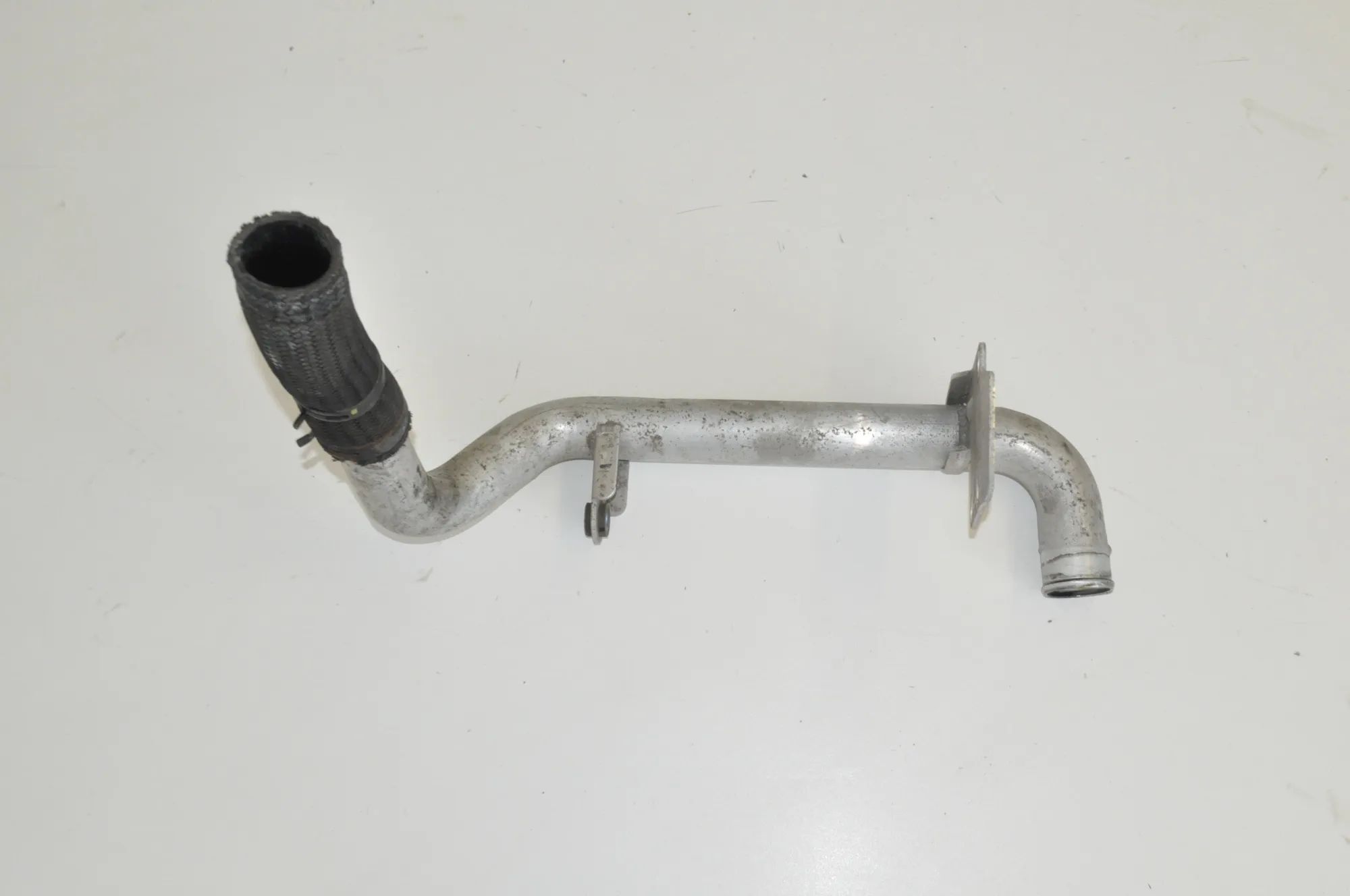 Chevrolet Cruze Intercooler hose — left Intercooler hose — left — CHEVROLET CRUZE (J300...