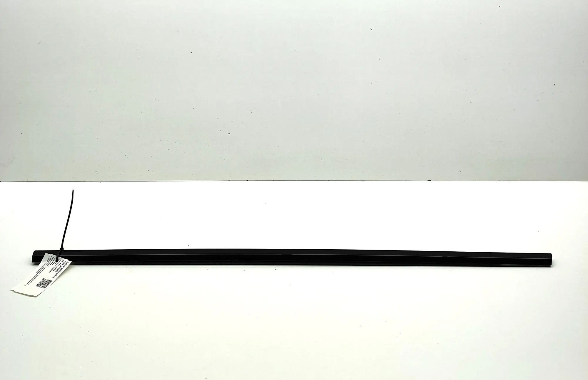 Land Rover Range Rover Sport (L494) Door window strip — rear right Door window strip — rear right — LAND ROVER RAN...