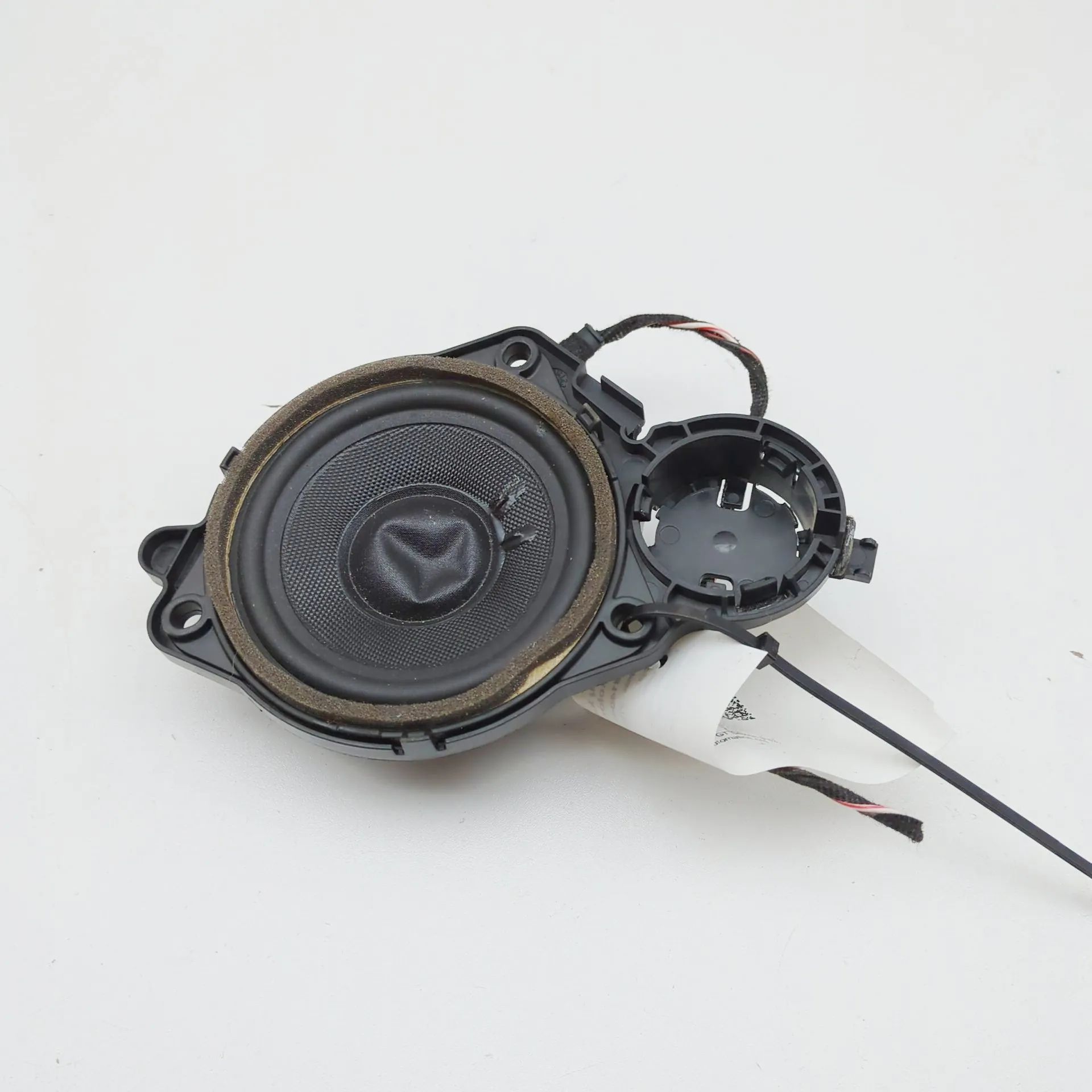 Audi e-tron GT (FW) Parcel shelf speaker Parcel shelf speaker — AUDI E-TRON GT (Saloon F...
