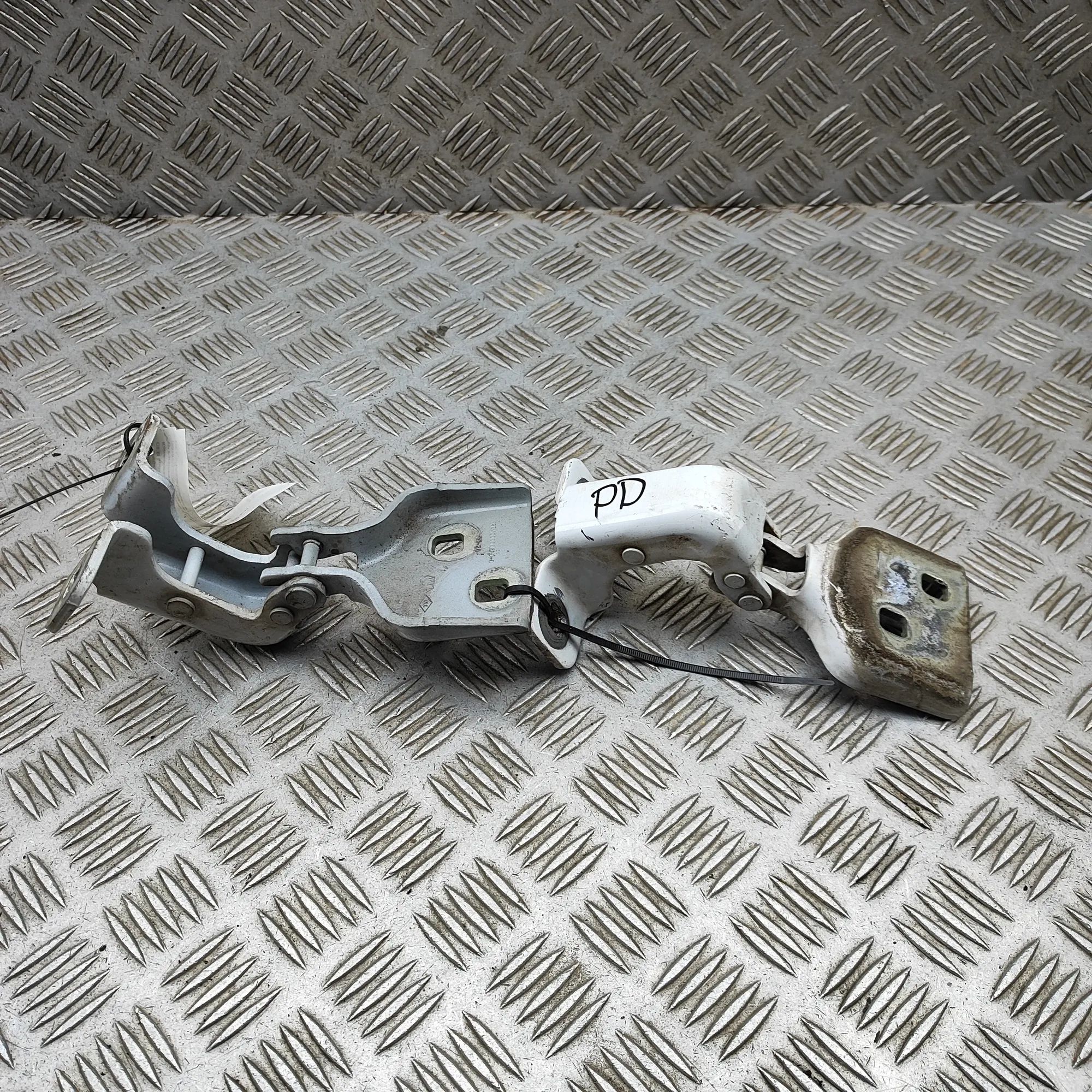 Renault Master Door hinge set — front right Door hinge set — front right — RENAULT MASTER (...