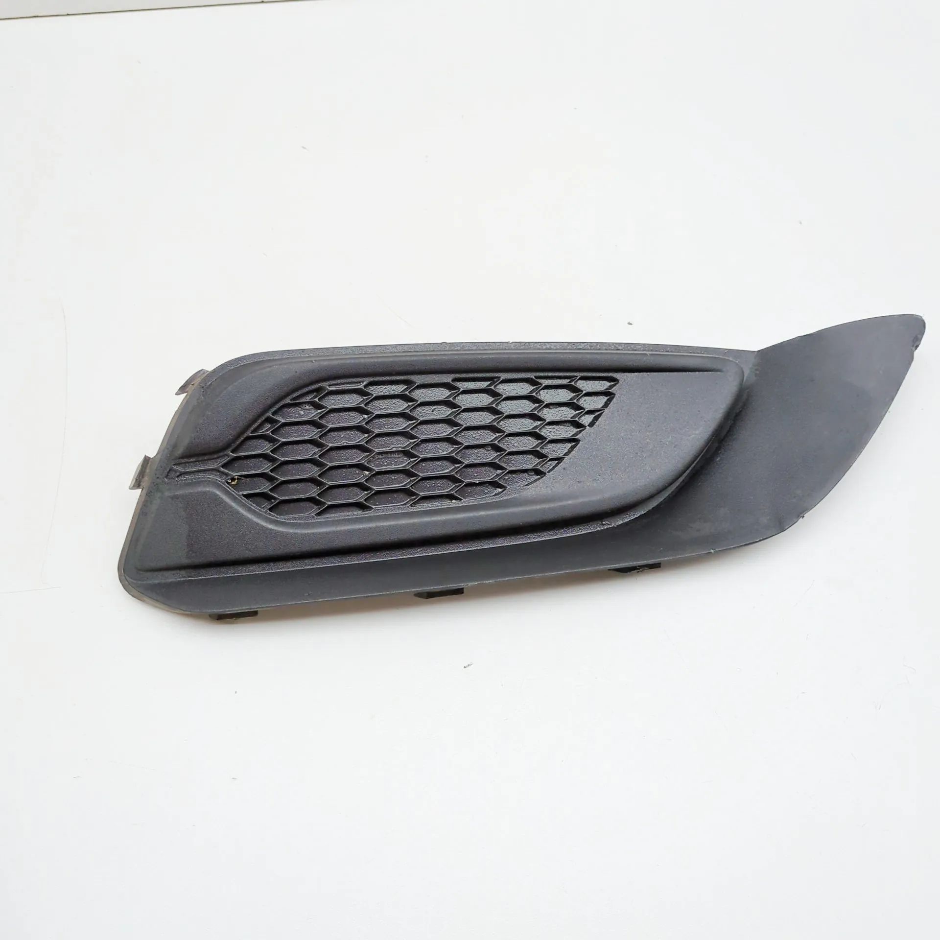 Opel Crossland X Front Right Grill Front Right Grill — OPEL CROSSLAND (X P17) (201...