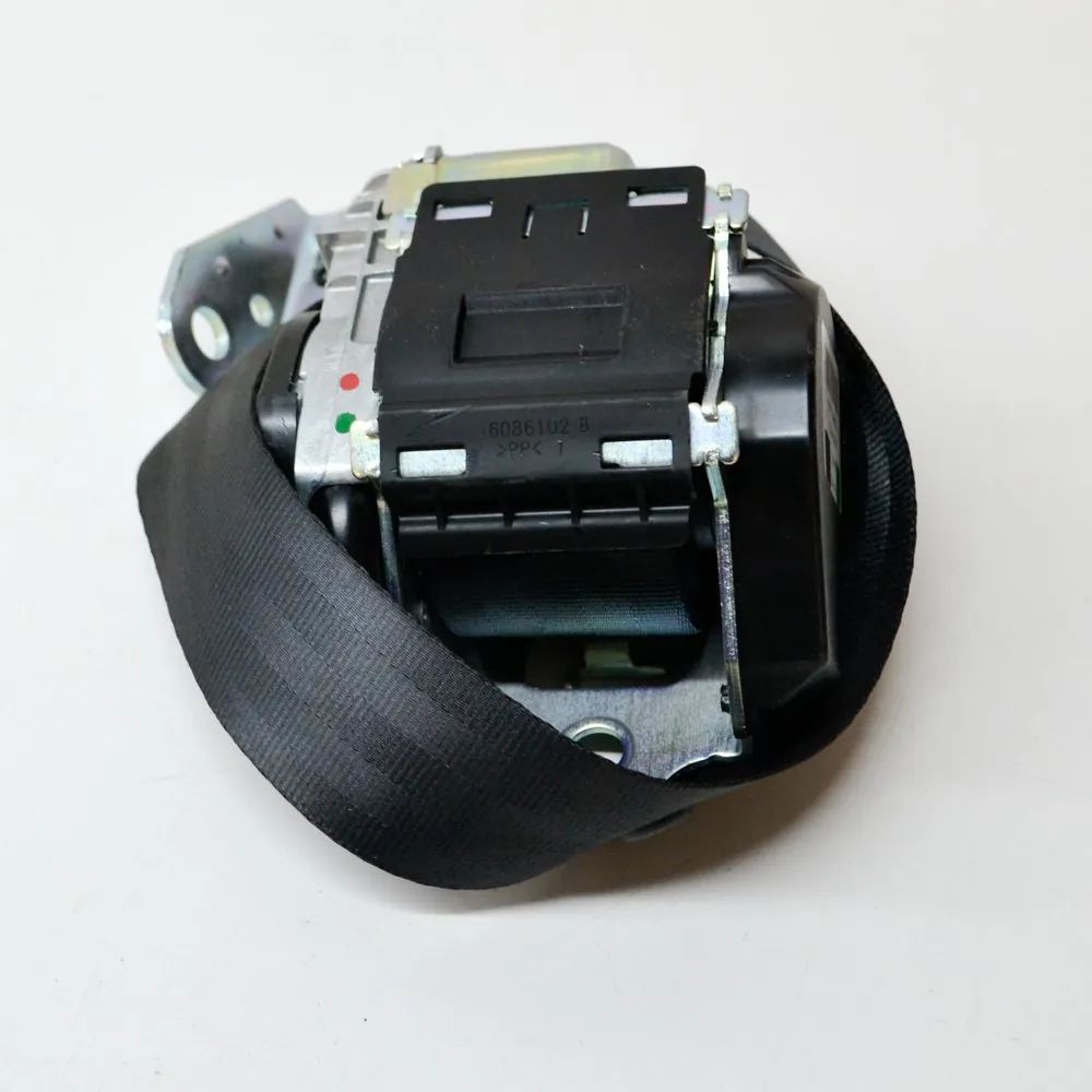 Skoda Superb (3T) Rear Right Seatbelt Rear Right Seatbelt — SKODA SUPERB (II Estate 3...