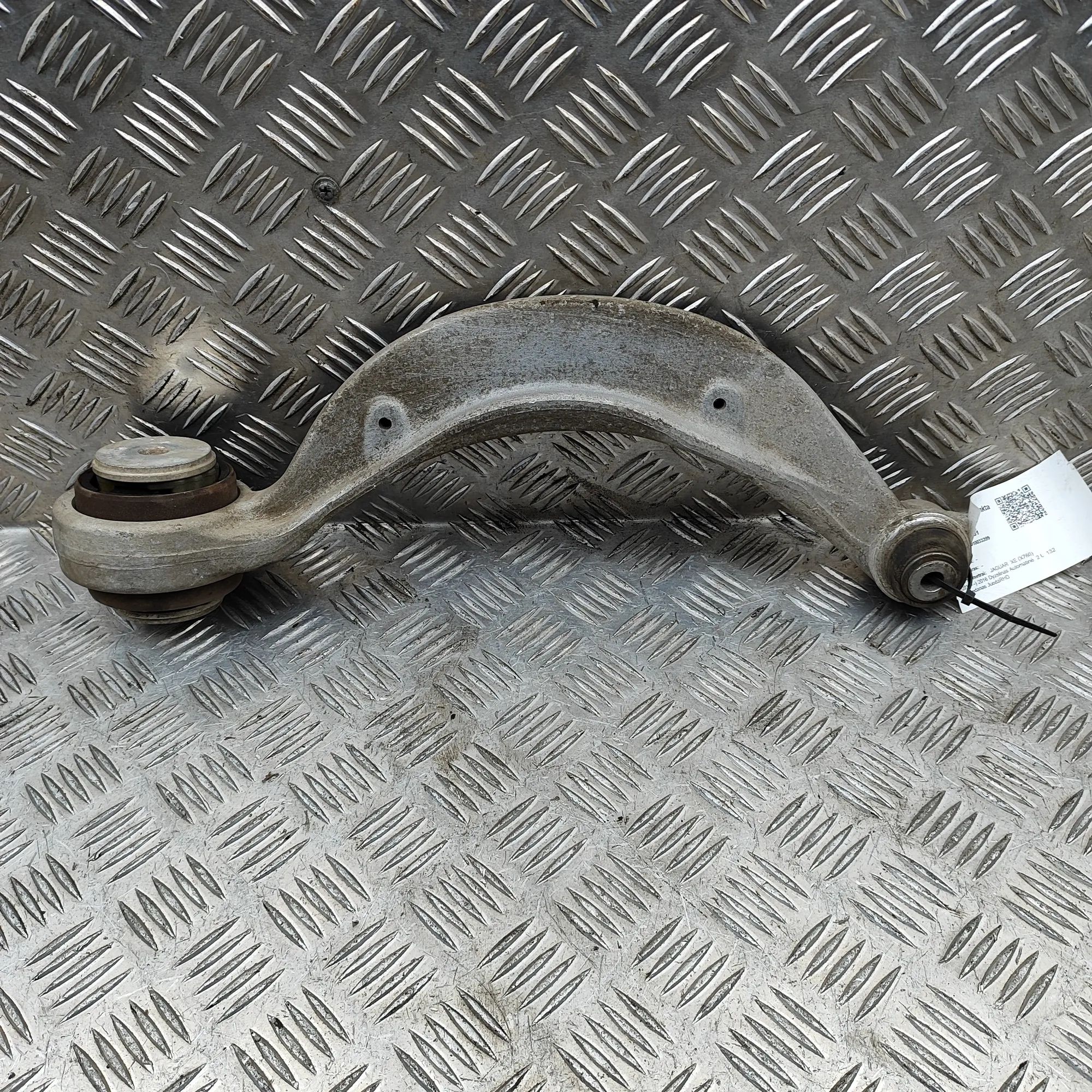 Jaguar XE Front Left Curved Control Arm Front Left Curved Control Arm — JAGUAR XE (X760...