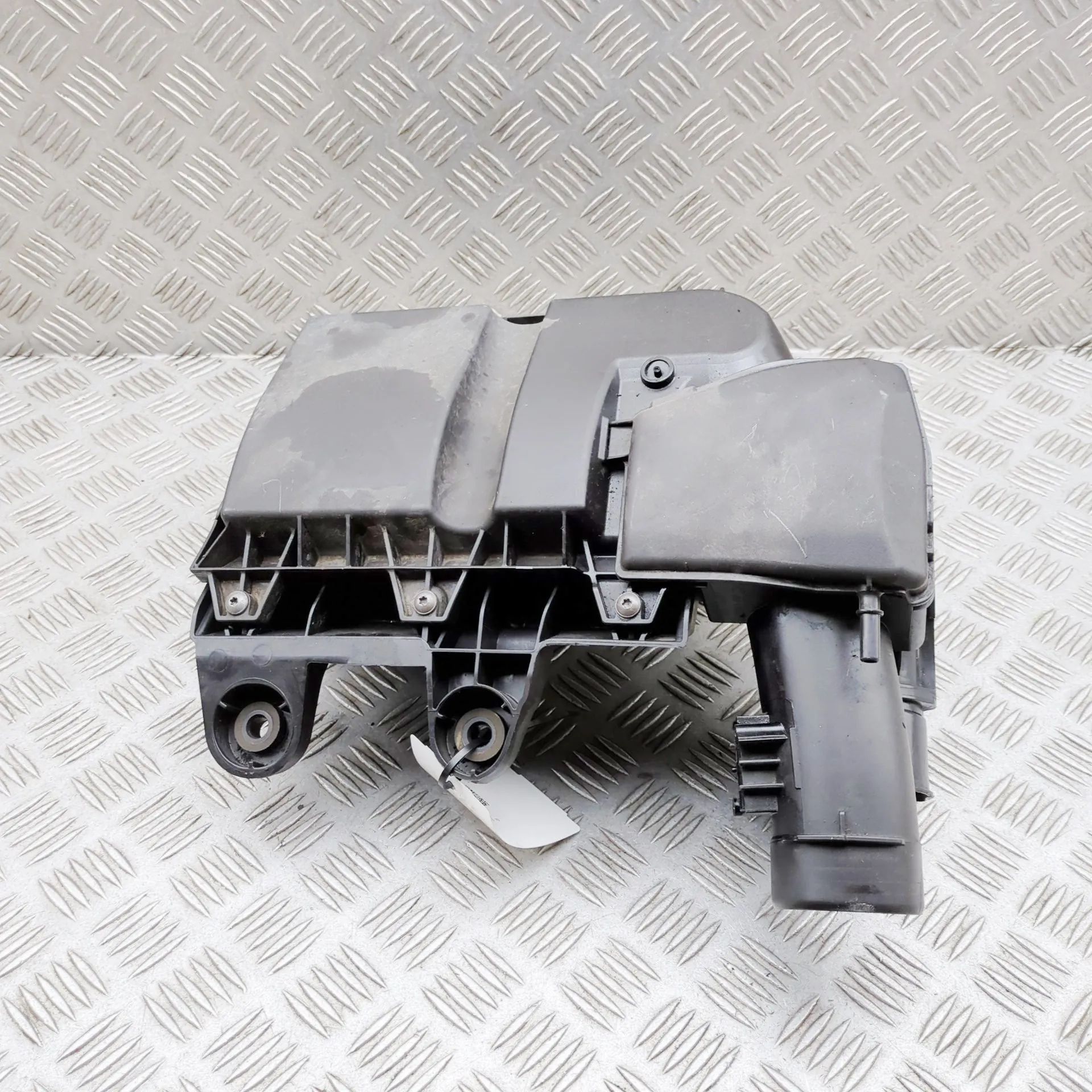 Opel Crossland X Air filter box  Air Filter Box — OPEL CROSSLAND (X P17) (2017-....