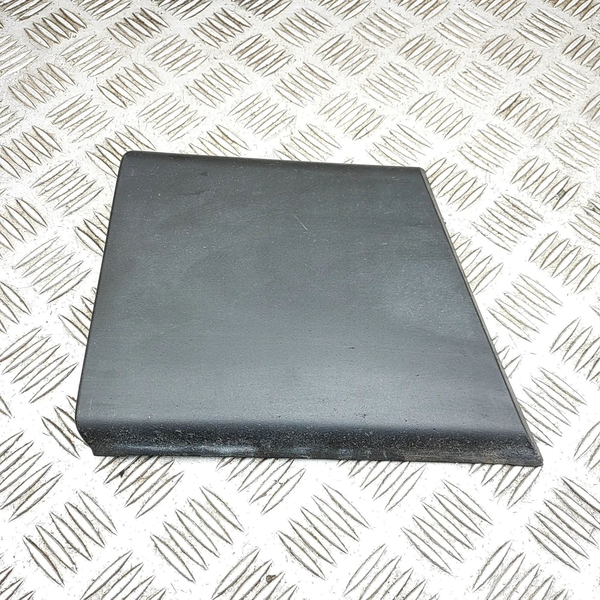 Opel Movano (C) Body moulding — right Body moulding — right — OPEL MOVANO (C Van U9) ...