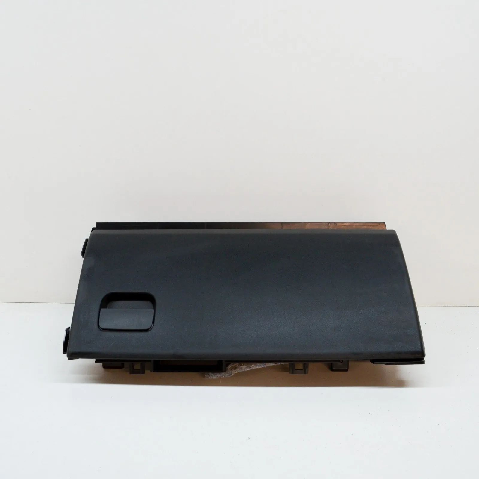 Land Rover Discovery Glove Compartment Glove compartment — LAND ROVER DISCOVERY (V L46...