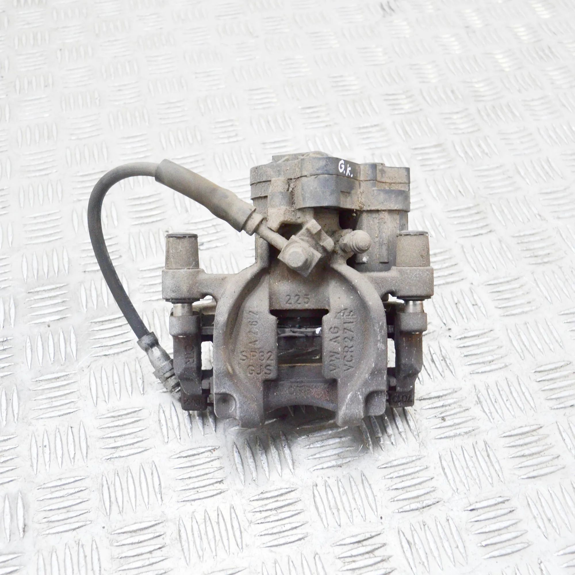 Skoda Karoq Brake caliper — rear left Brake caliper — rear left — SKODA KAROQ (NU7) (...
