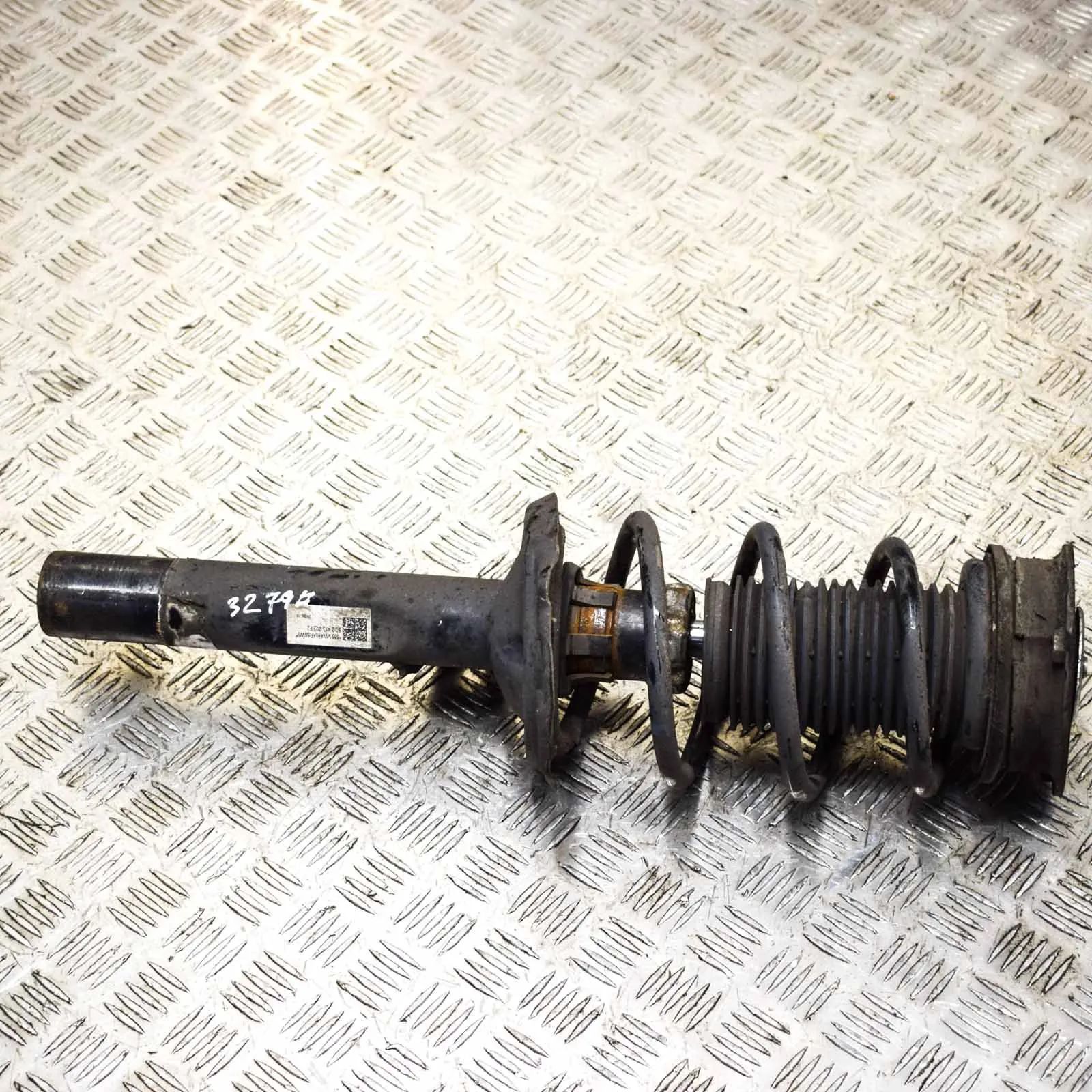 Skoda Octavia Shock absorber — front left Shock absorber — front left — SKODA OCTAVIA (II...
