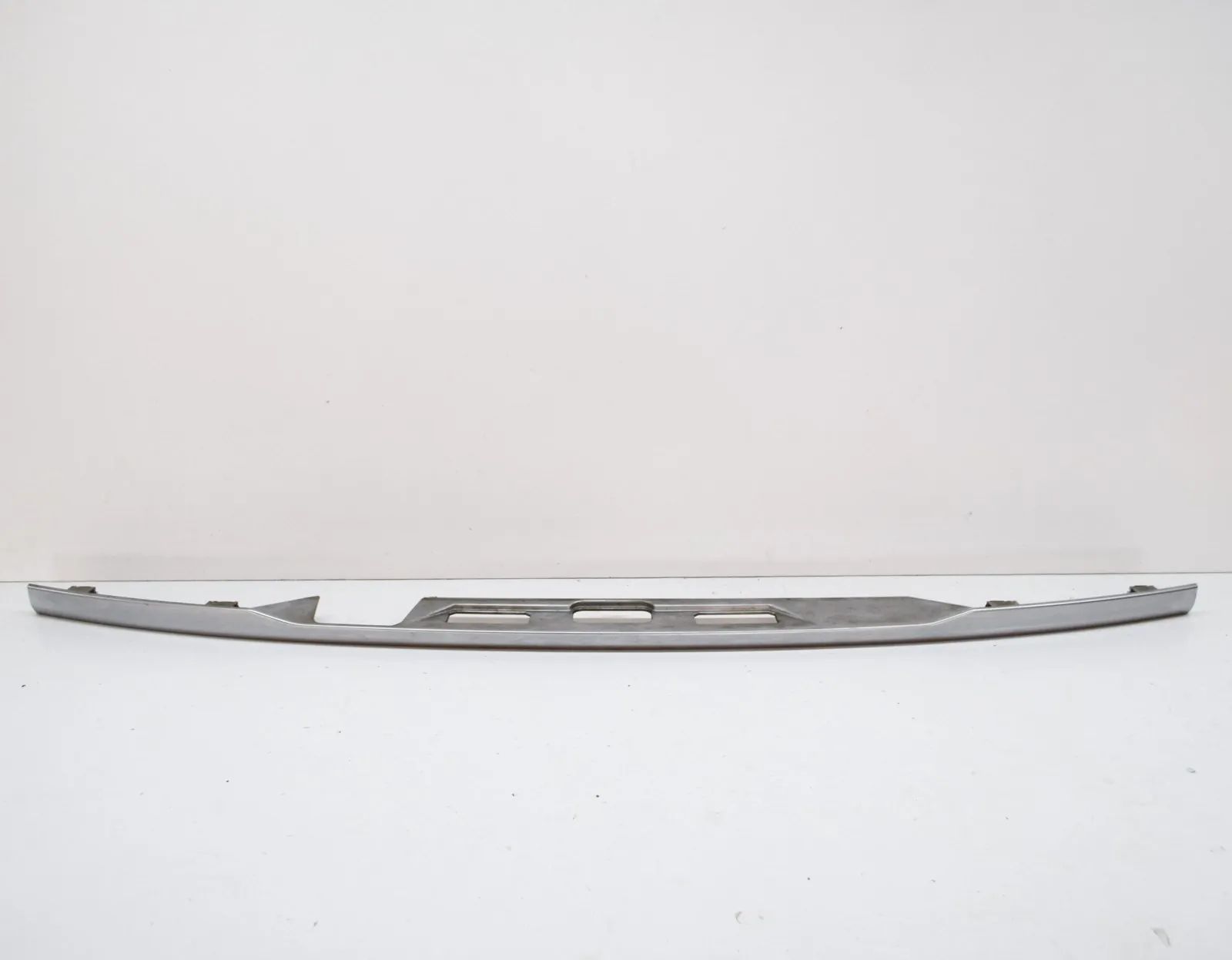 Land Rover Range Rover Sport (L494) Trim Number Plate Light Trim Number Plate Light — LAND ROVER RANGE ROVE...