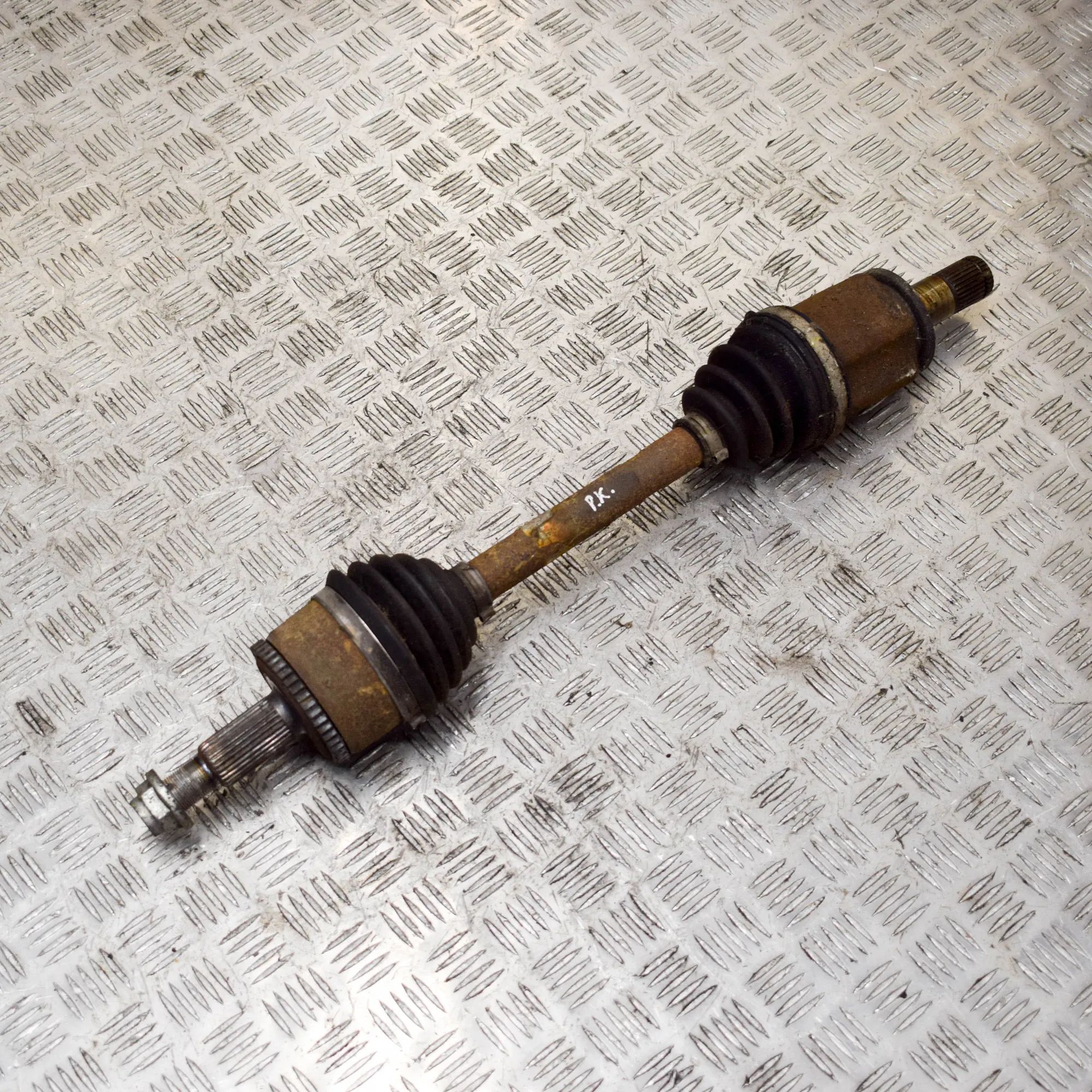 Land Rover Discovery Front Left Driveshaft Front Left Driveshaft — LAND ROVER DISCOVERY (I...