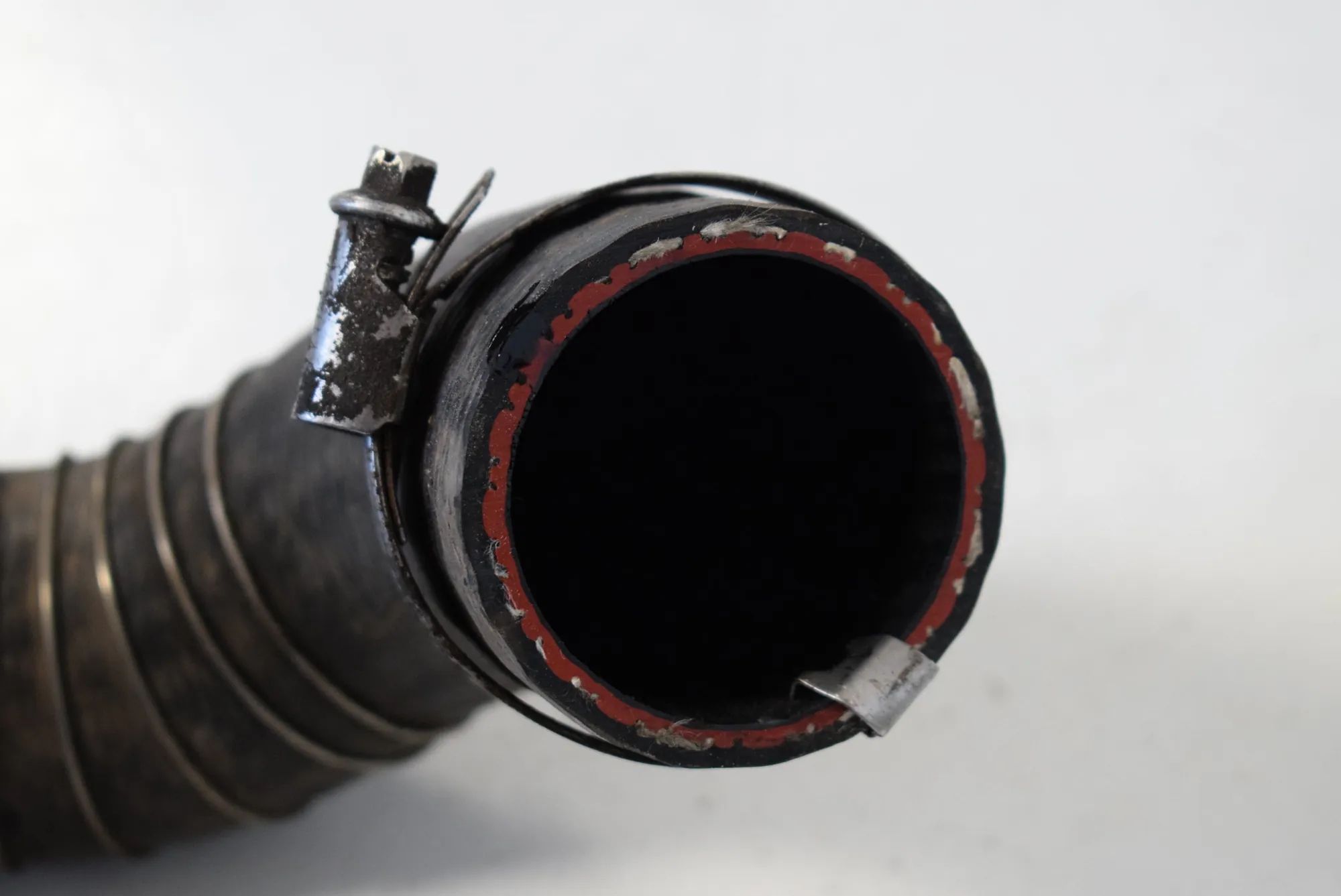 Land Rover Range Rover Sport Intercooler hose — left Intercooler hose — left — LAND ROVER RANGE ROVE...