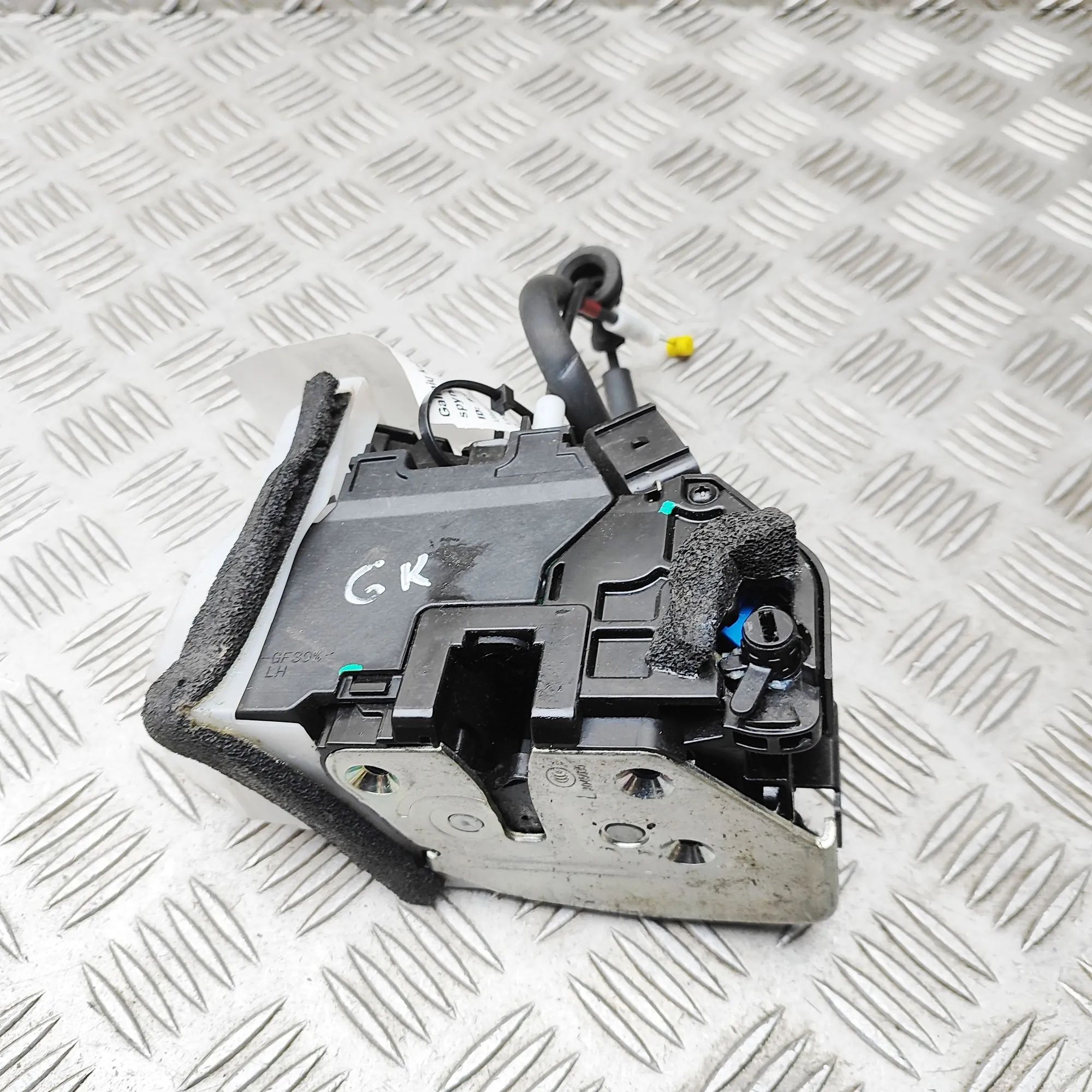 Kia ceed (JD) Door lock — rear left Door lock — rear left — KIA CEE\'D (JD) (2012-2...