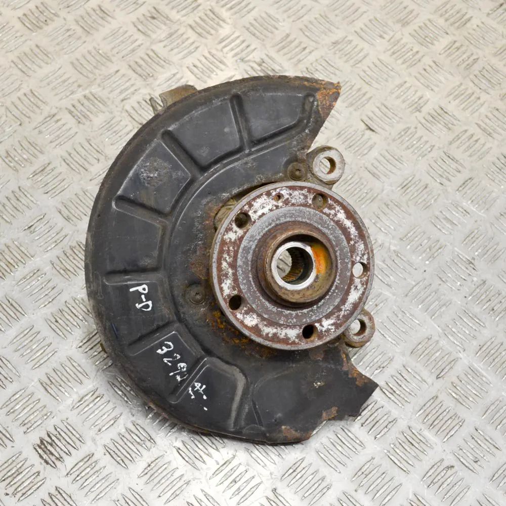 Skoda Superb (3T) Front Right Wheel Hub Front Right Wheel Hub — SKODA SUPERB (II Estate...