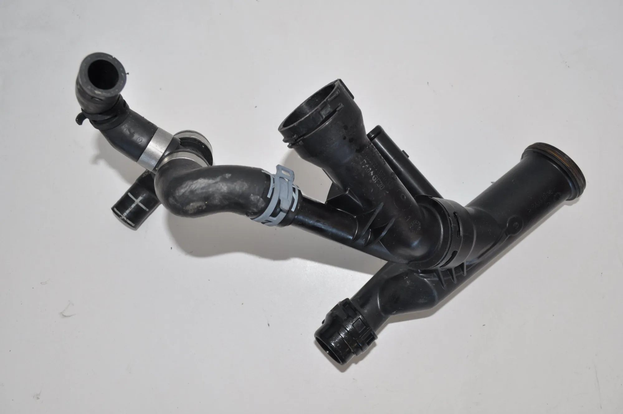 Volkswagen Golf 6 Pipe / hose Pipe / hose — VW GOLF (VI 5K1) (2008-2013) — 04...