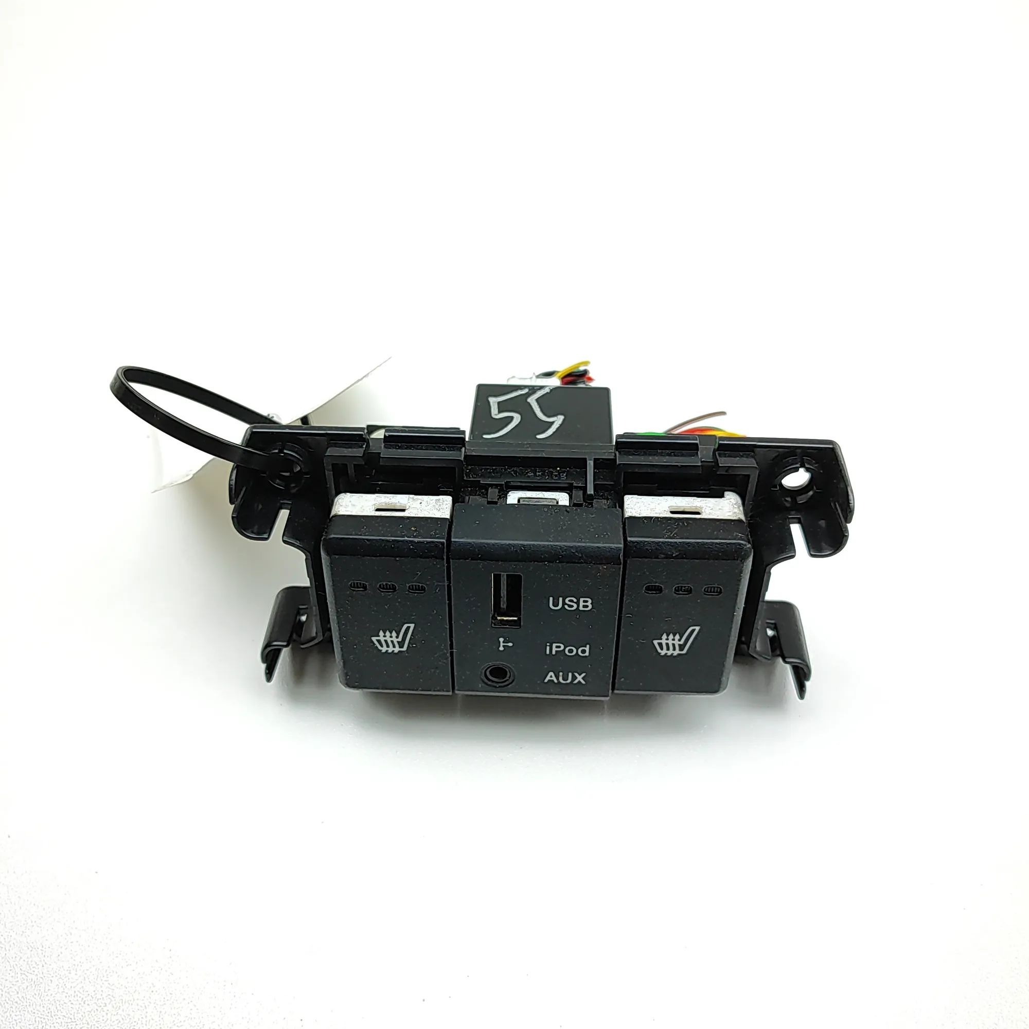 Hyundai Santa Fe USB/AUX input socket USB/AUX input socket — HYUNDAI SANTA (FÉ II CM)...