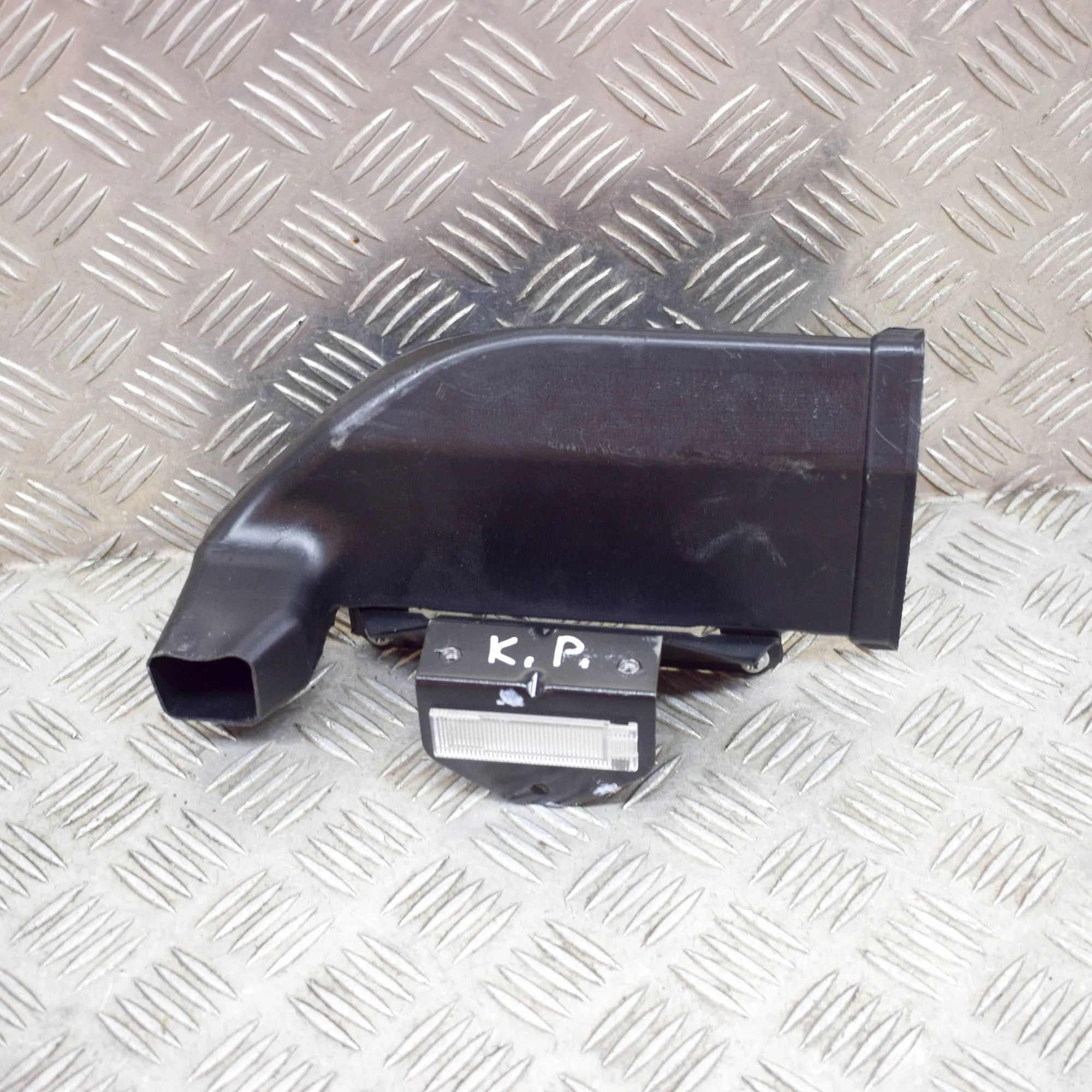Maserati GranTurismo / GranCabrio Air Intake Tube Air Intake Tube — MASERATI GRAN (TURISMO) (2007...