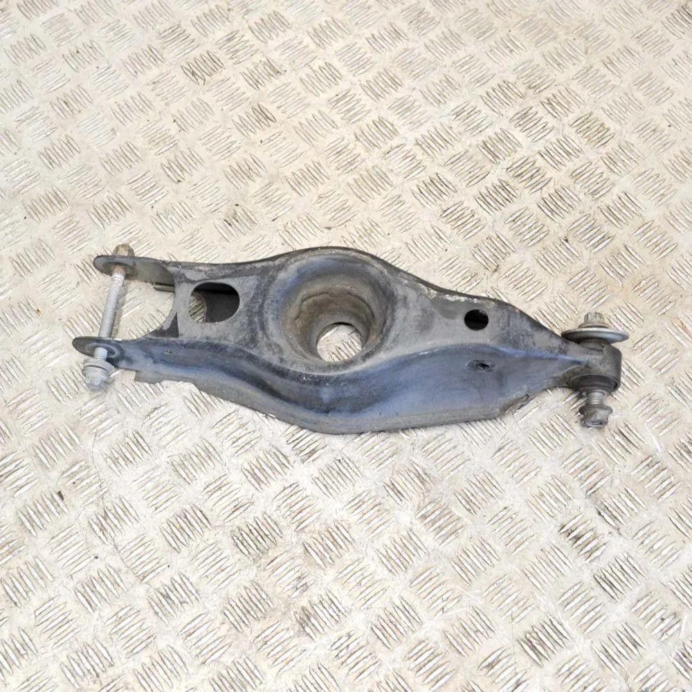 Maserati Ghibli Rear Right Lower Control Arm Rear Right Lower Control Arm — MASERATI GHIBLI ...