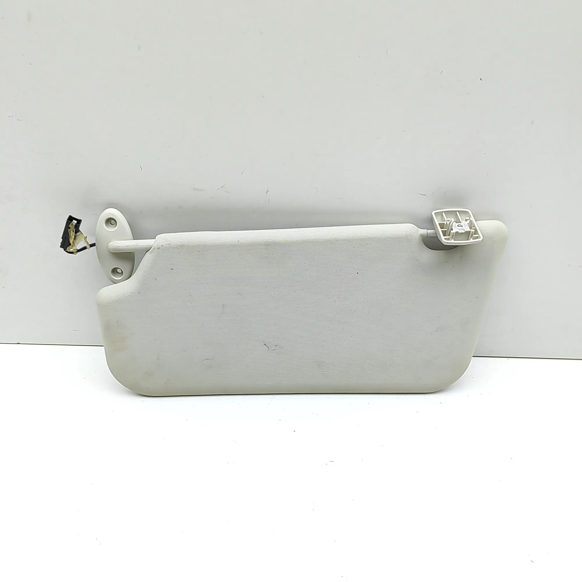 Ford Focus Sun visor — right Sun visor — right — FORD FOCUS (III) (2010-2020...