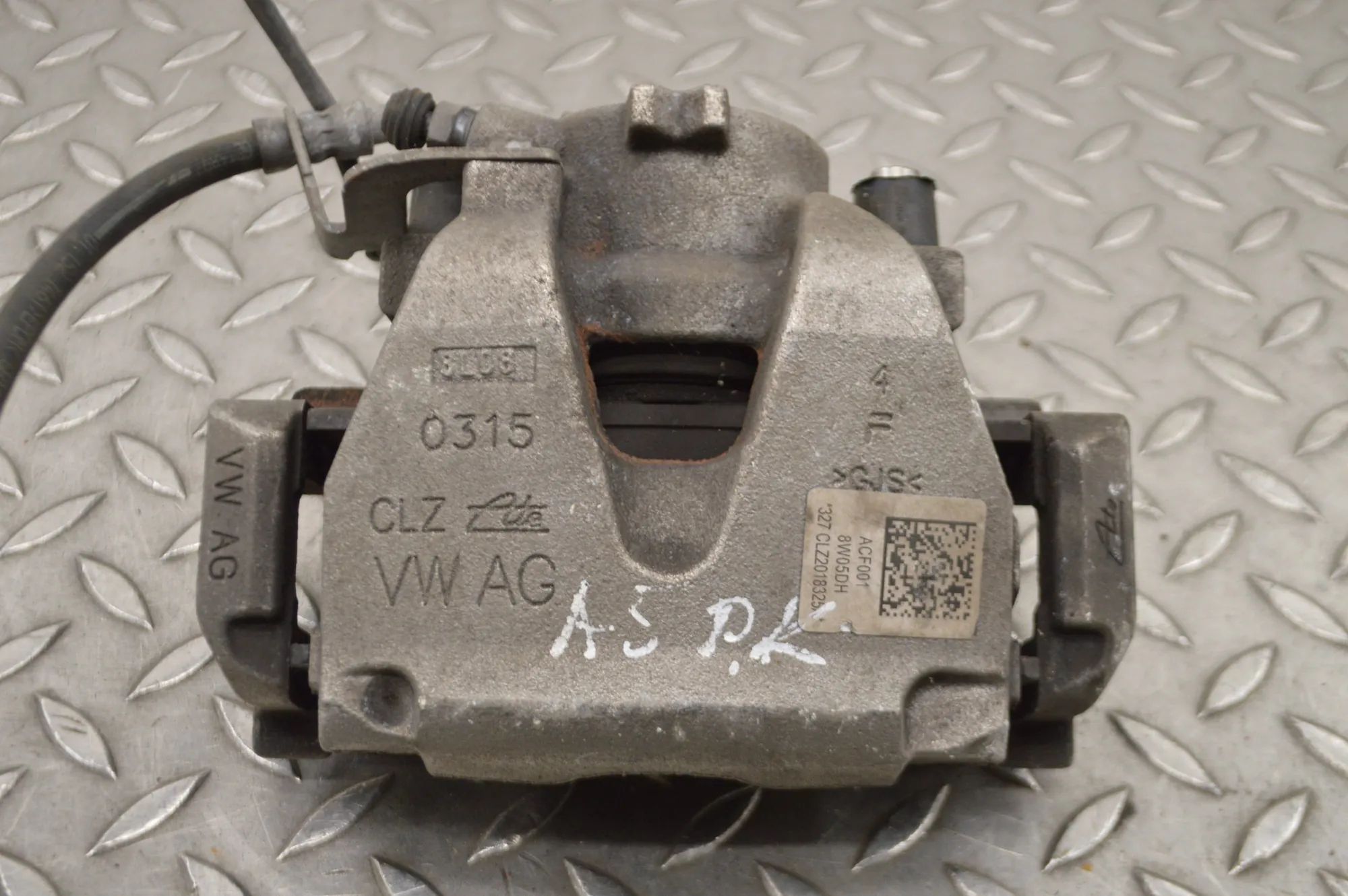Audi A5 (B9) Brake caliper — front left Brake caliper — front left — AUDI A5 (F53) (201...