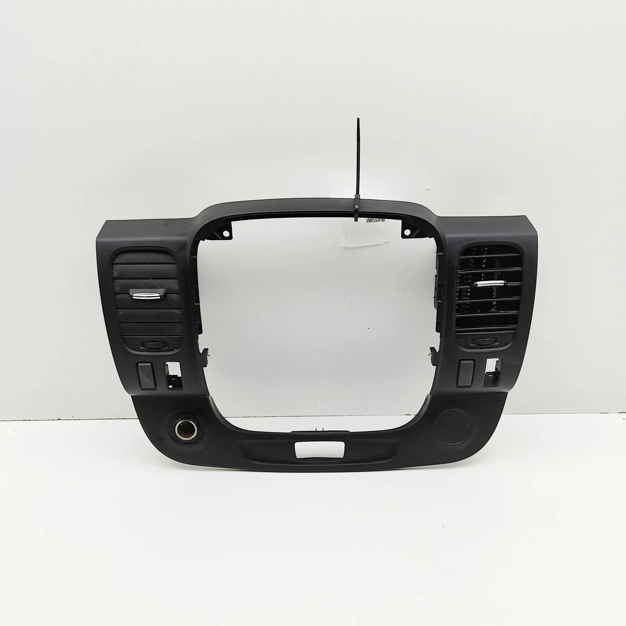Opel Vivaro (B) Dashboard Air Vents Dashboard Air Vents — OPEL VIVARO (Van) (2014-....