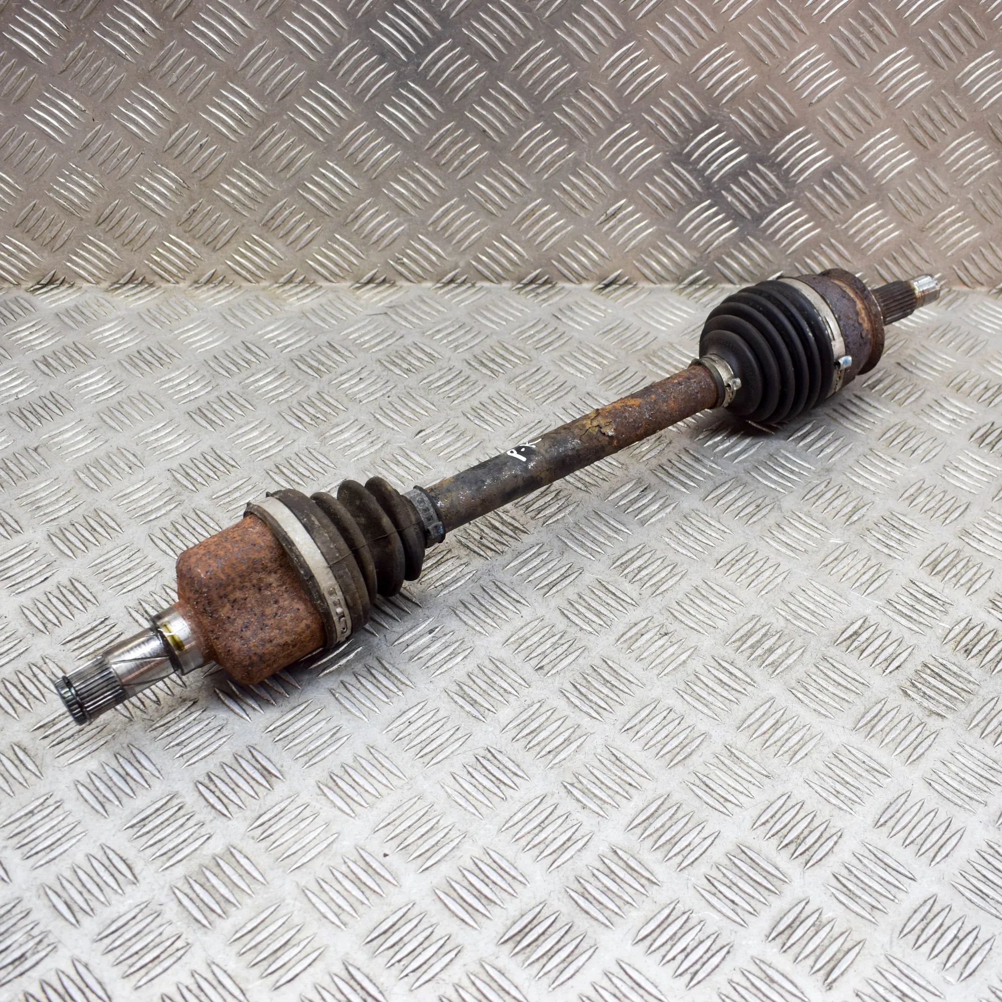Mini One, Cooper, Clubman (R55 - R59) Front Left Driveshaft Front Left Driveshaft — MINI COOPER (R56) (2005...