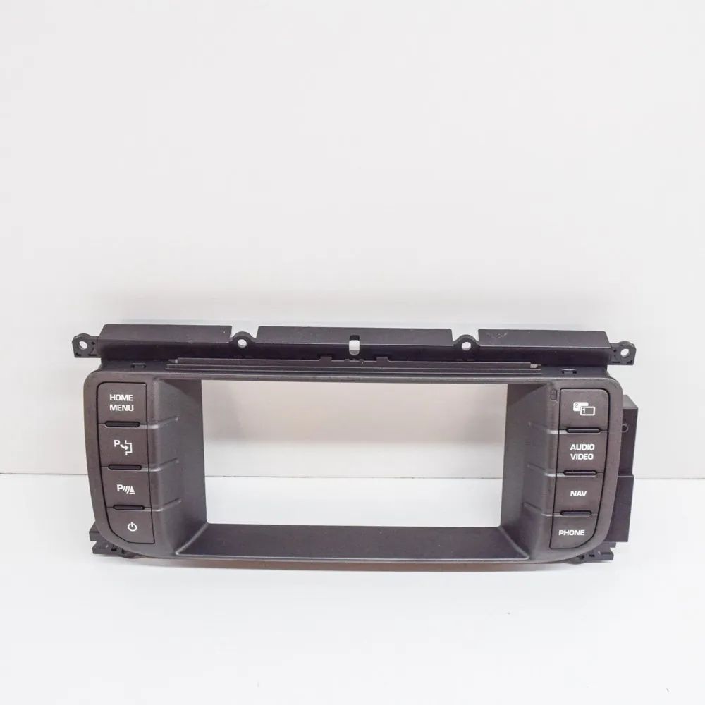 Land Rover Range Rover Evoque Navigation screen trim Navigation screen trim — LAND ROVER RANGE ROVER...