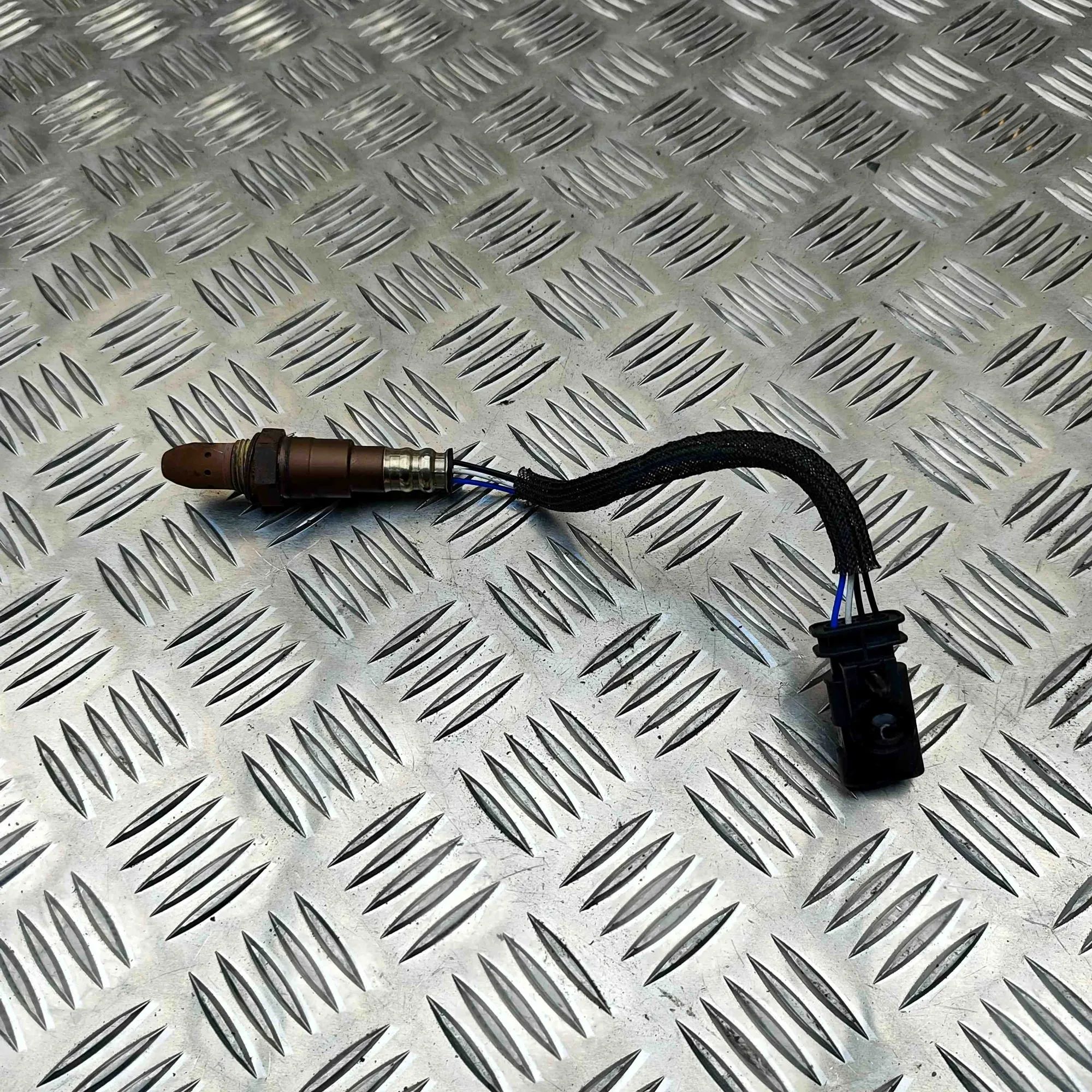 Volvo V60 Lambda Oxygen Sensor Lambda Oxygen Sensor — VOLVO V60 (II 225, 227) ...