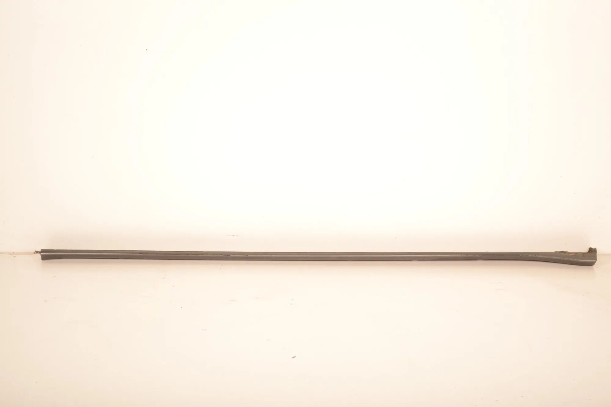 Toyota Land Cruiser 100 Left Side Plastic Sideskirt Cover Left Side Plastic Sideskirt Cover — TOYOTA LAND...