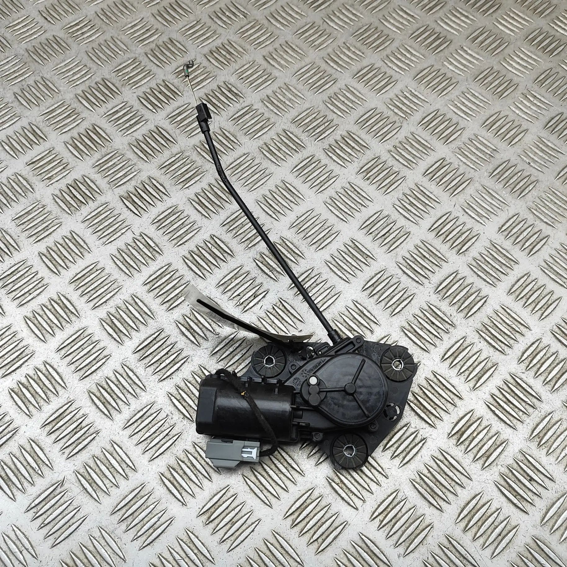 Volvo XC40 / EX40 Tailgate Boot Soft Close Motor Tailgate Boot Soft Close Motor — VOLVO XC40 (53...