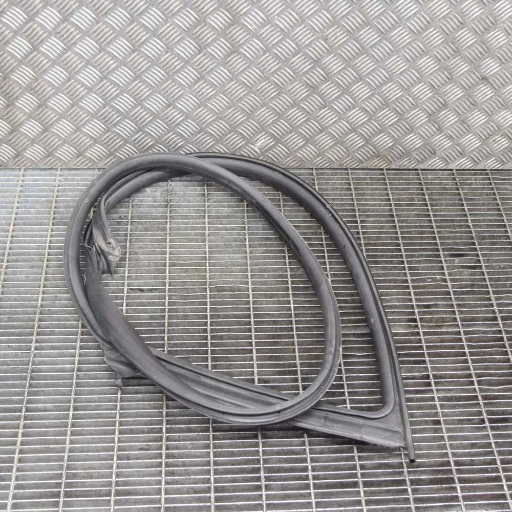 Maserati Ghibli Door rubber seal — front left Door rubber seal — front left — MASERATI GHIBLI...