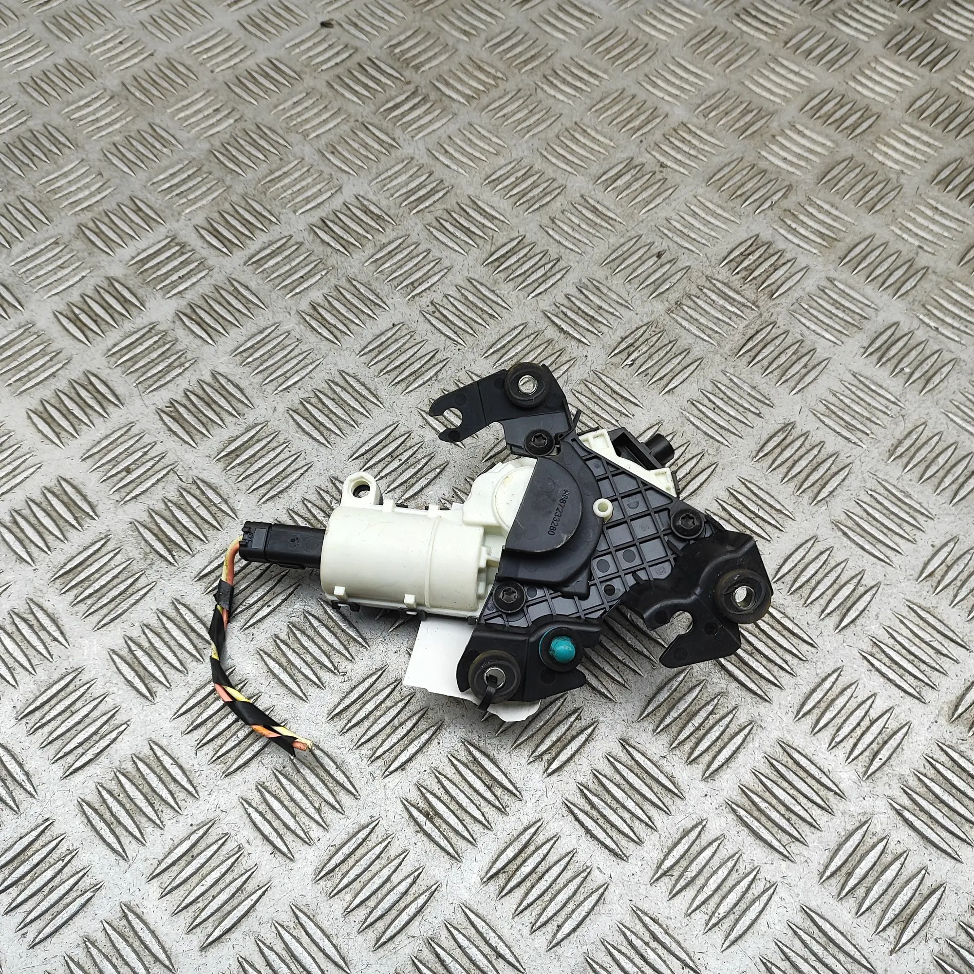 Peugeot 508 Tailgate Boot Soft Close Motor Tailgate Boot Soft Close Motor — PEUGEOT 508 (S...