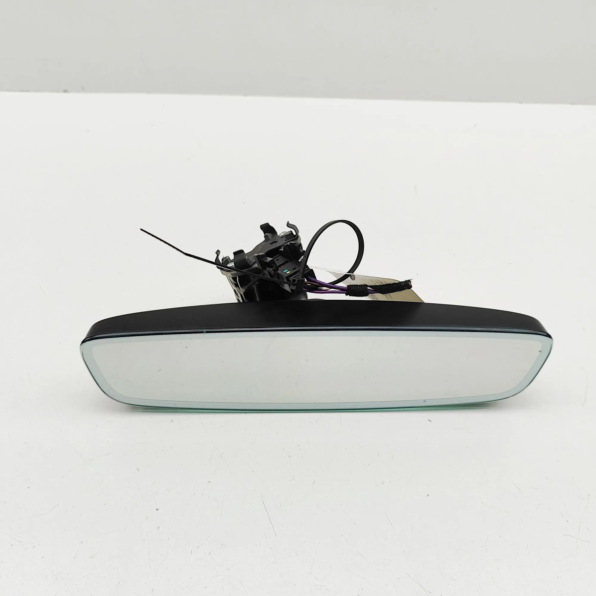 Volkswagen Arteon Interior Rear View Mirror Interior Rear View Mirror — VW ARTEON (3H7) (20...