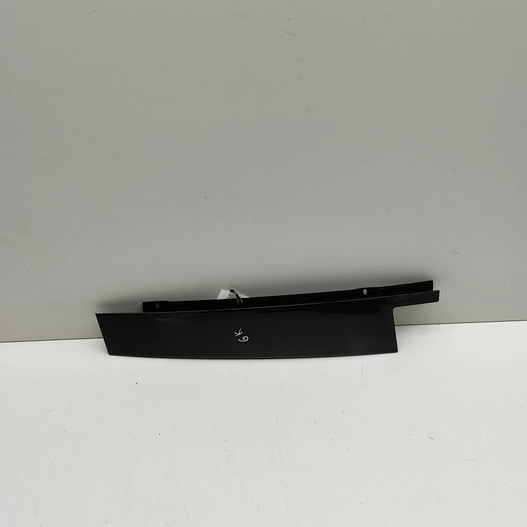 Mercedes-Benz GLC (X253) Vertical door trim — rear — left